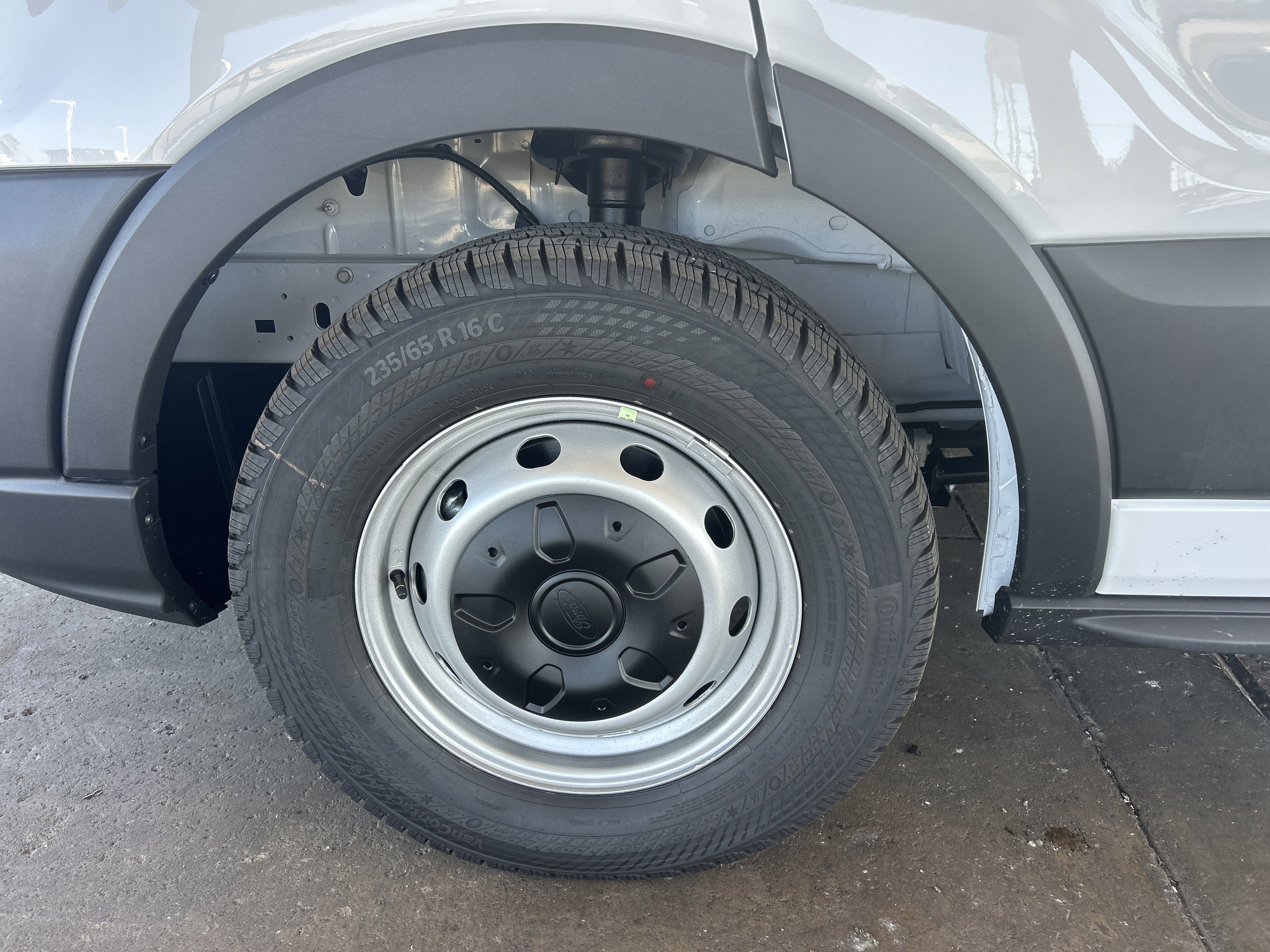 2025 Ford Transit Passenger Wagon Passenger Van XL