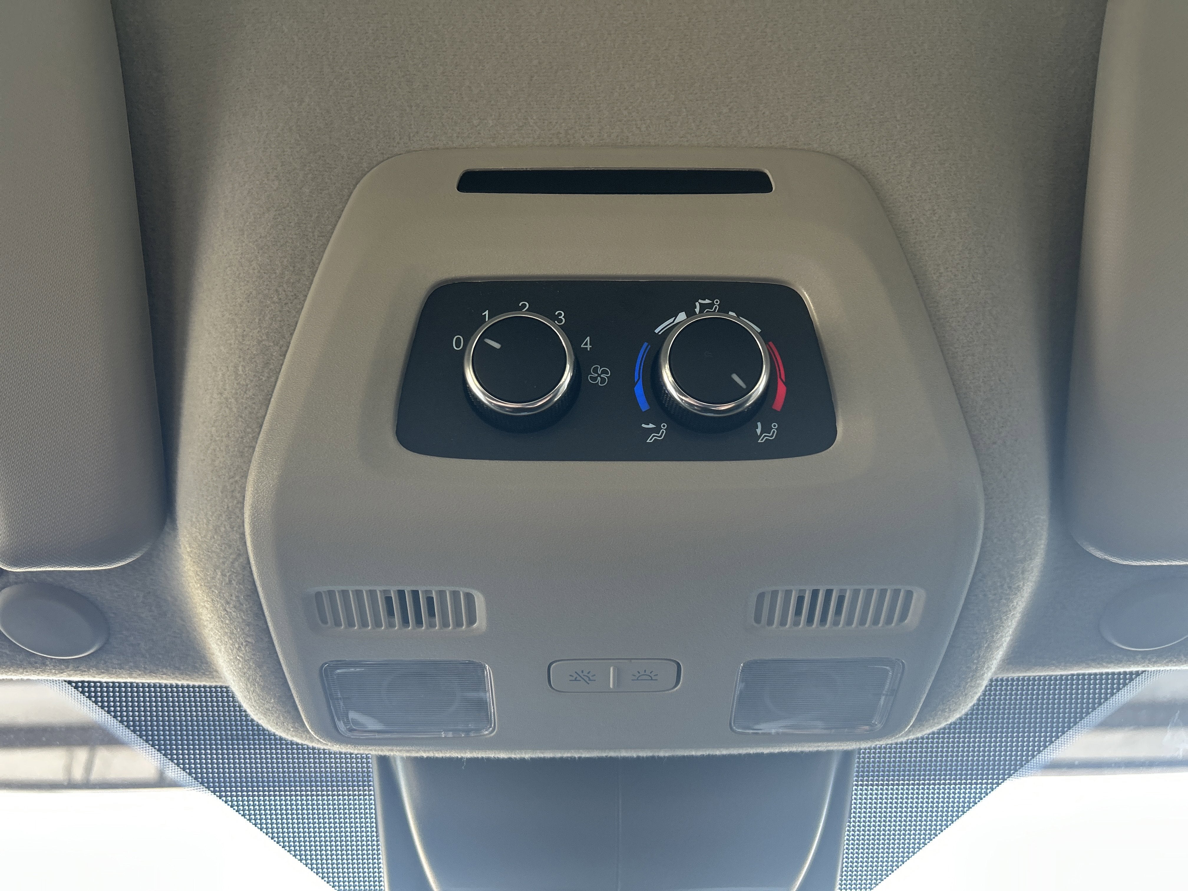 2025 Ford Transit Passenger Wagon Passenger Van XL