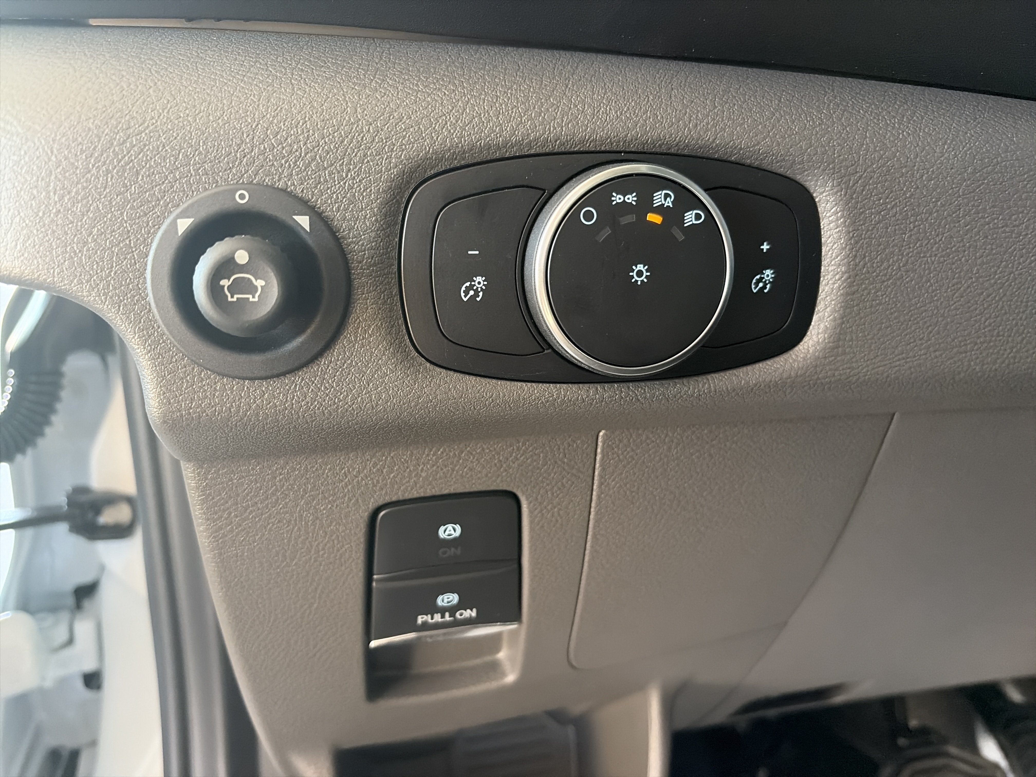 2026 Ford Transit Passenger Wagon XL