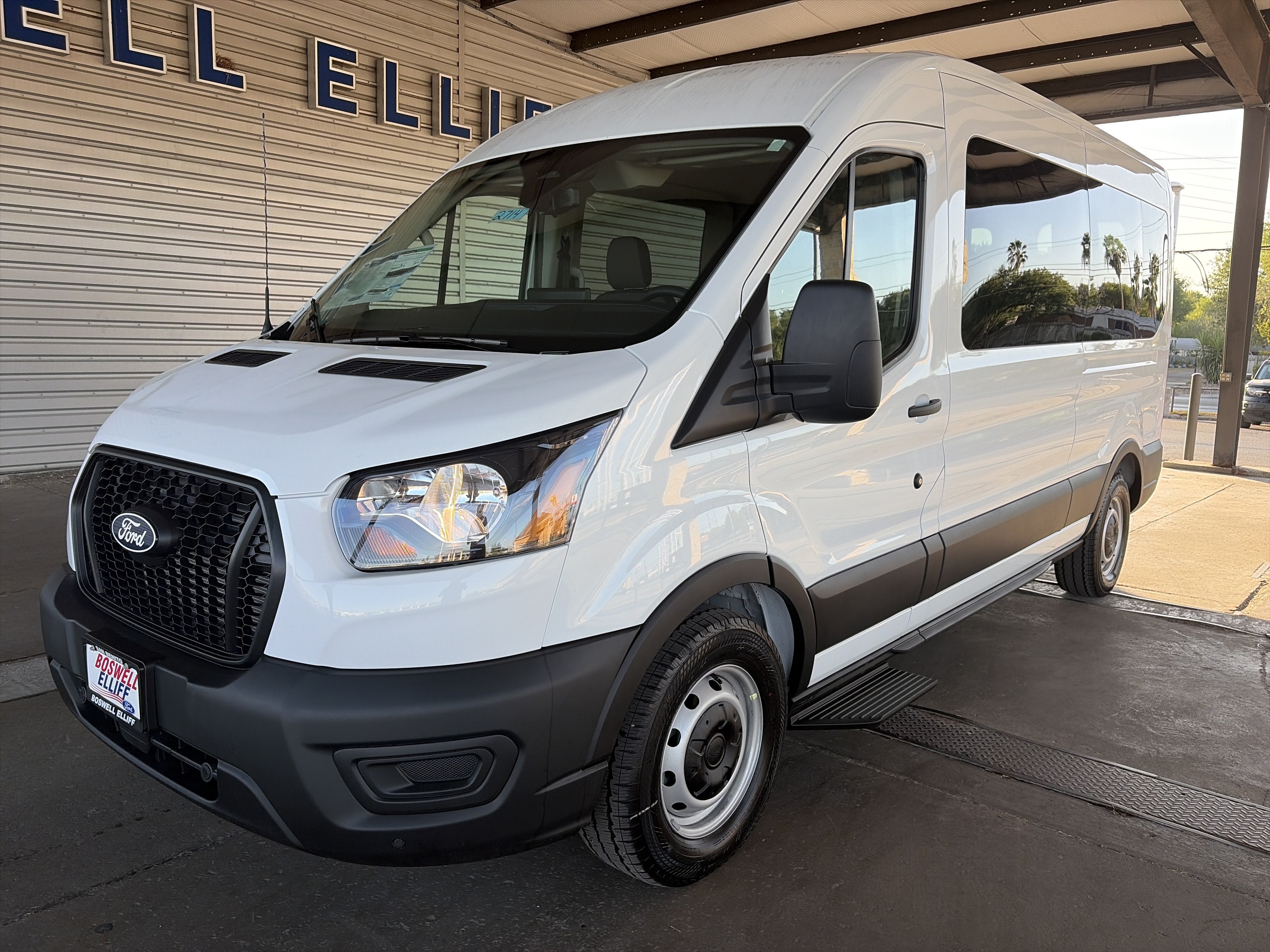 2026 Ford Transit Passenger Wagon XL