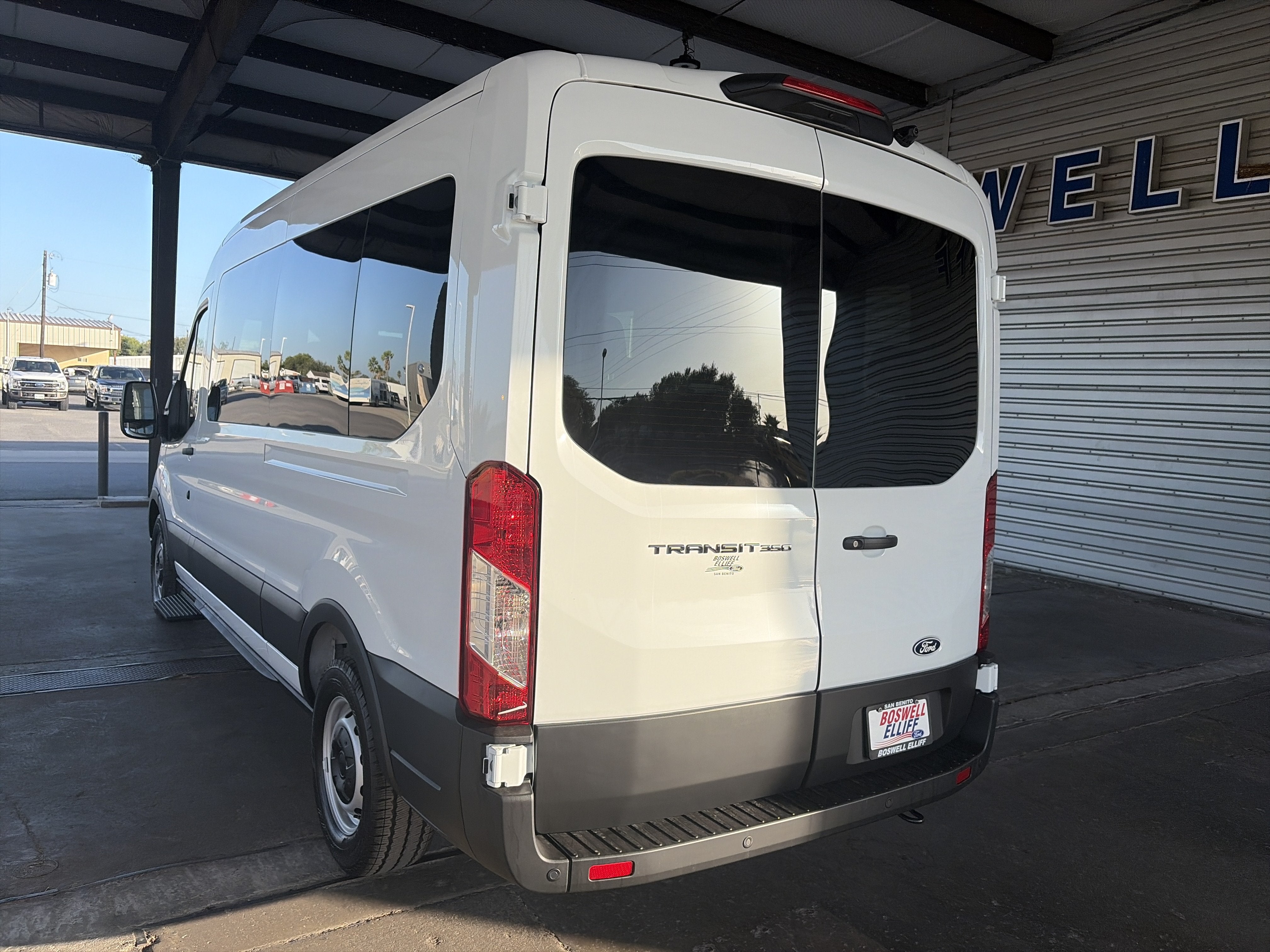 2026 Ford Transit Passenger Wagon XL