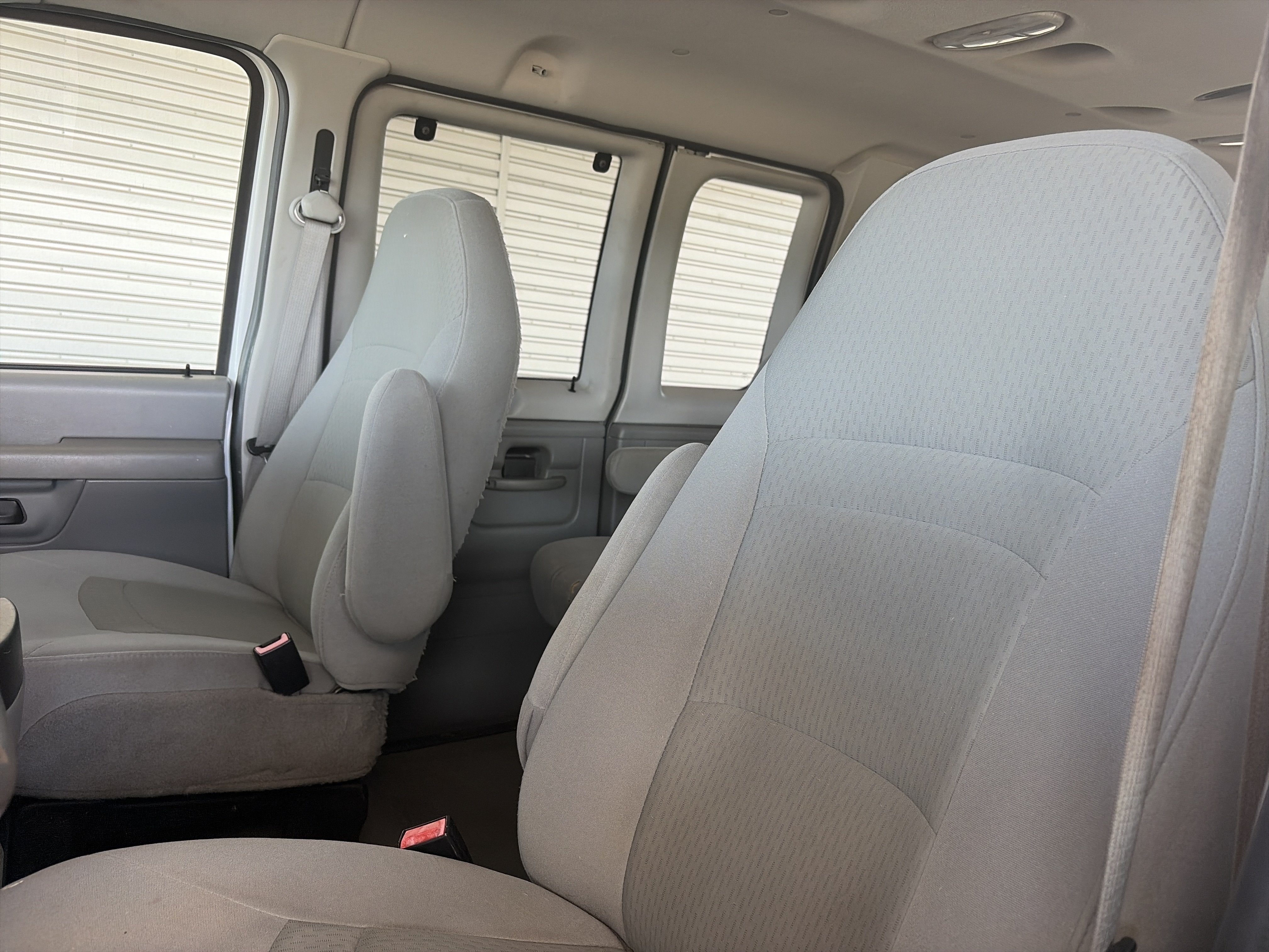2008 Ford Econoline Wagon XL