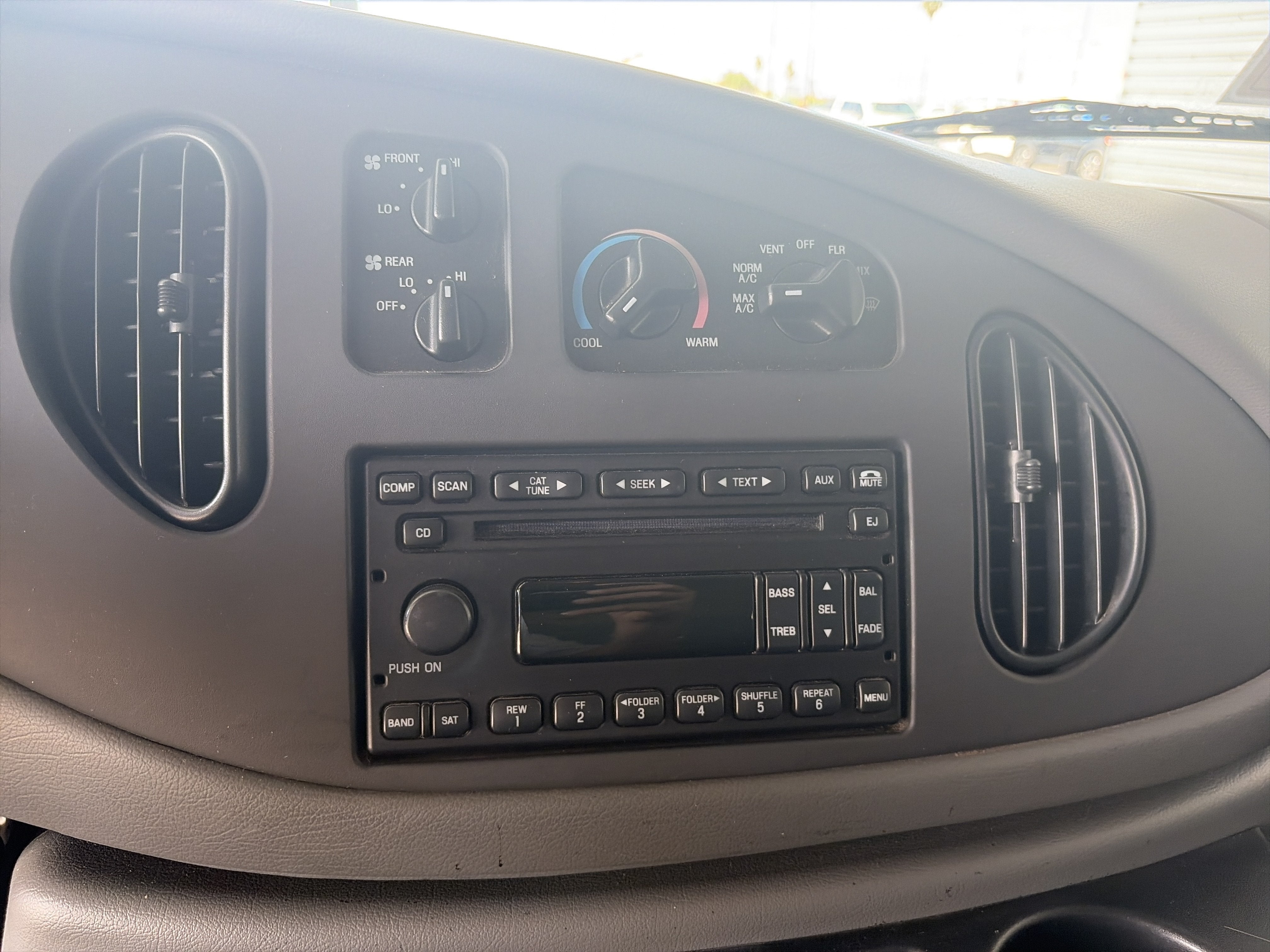 2008 Ford Econoline Wagon XL