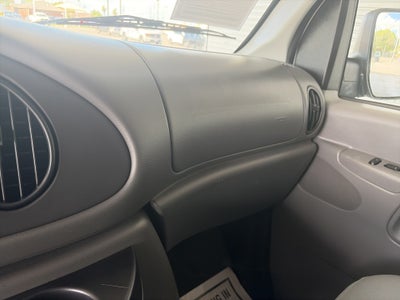 2008 Ford Econoline Wagon XL