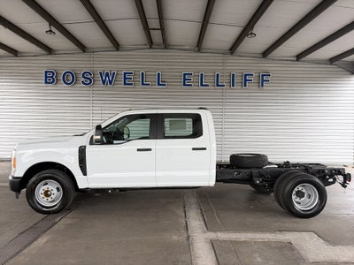 2027 Ford Super Duty F-350 DRW XL