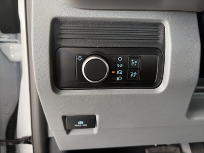 2027 Ford Super Duty F-350 DRW XL