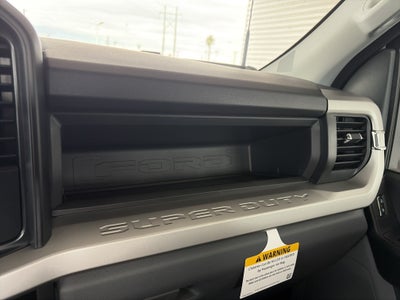 2027 Ford Super Duty F-350 DRW XL