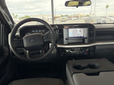 2027 Ford Super Duty F-350 DRW XL