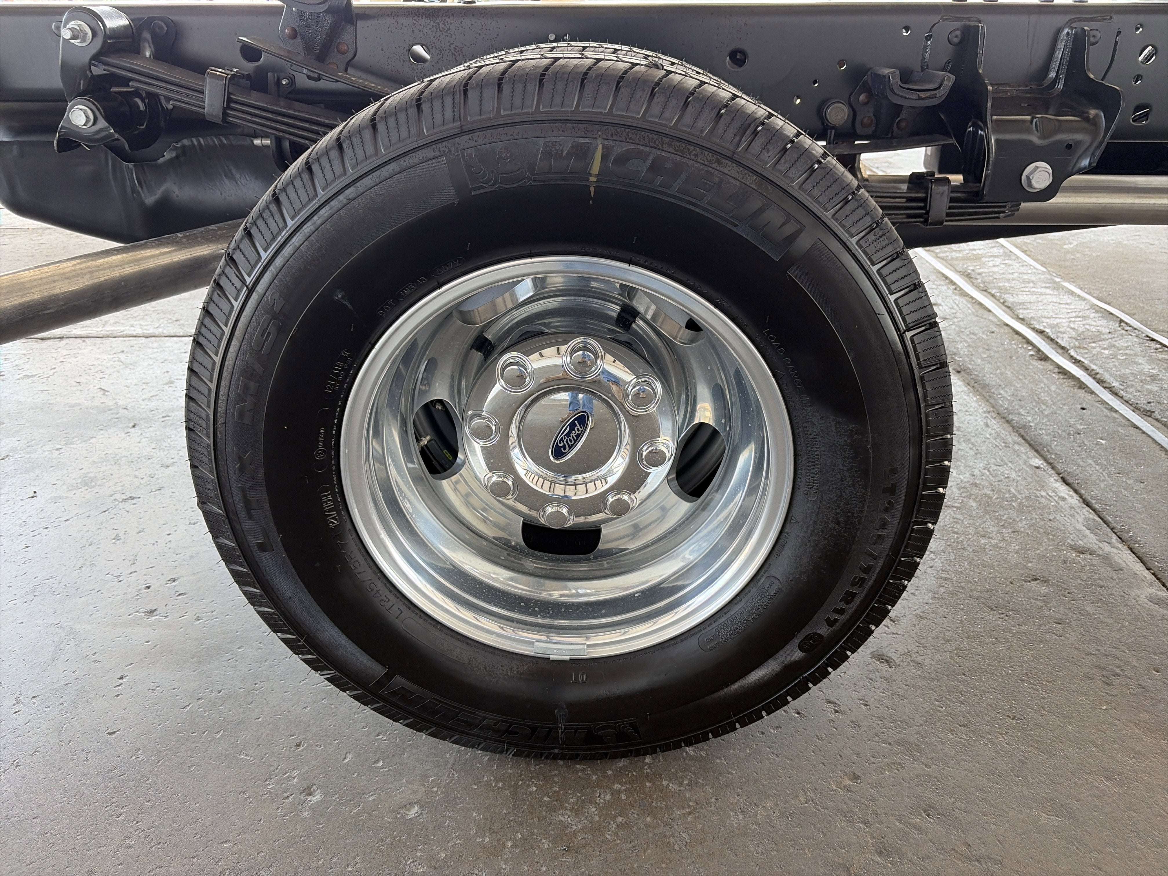 2026 Ford Super Duty F-350 DRW XL