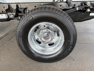 2026 Ford Super Duty F-350 DRW XL