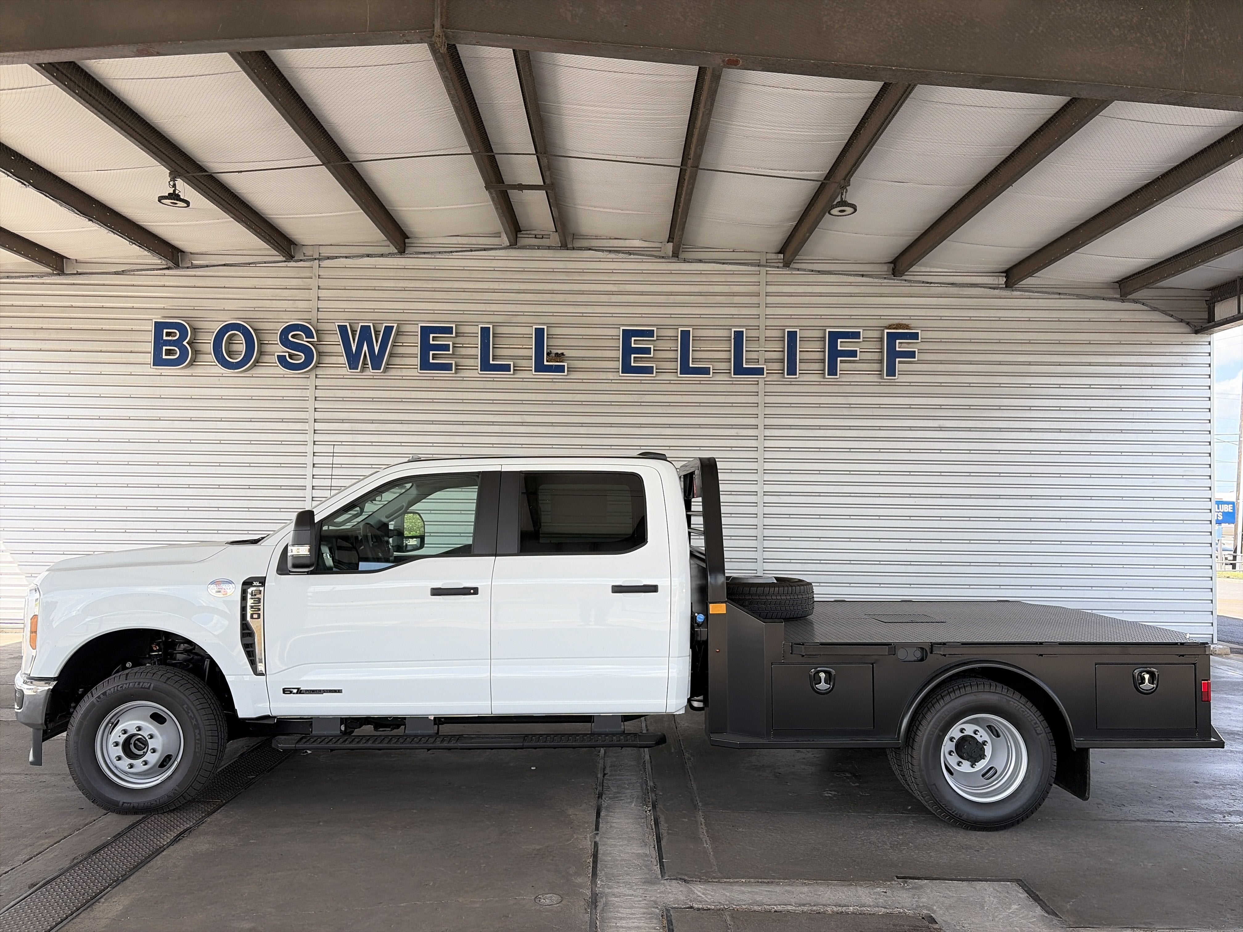 2026 Ford Super Duty F-350 DRW XL