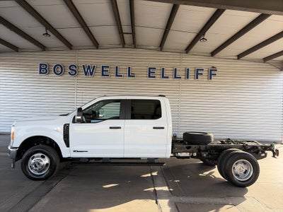 2027 Ford Super Duty F-350 DRW XL