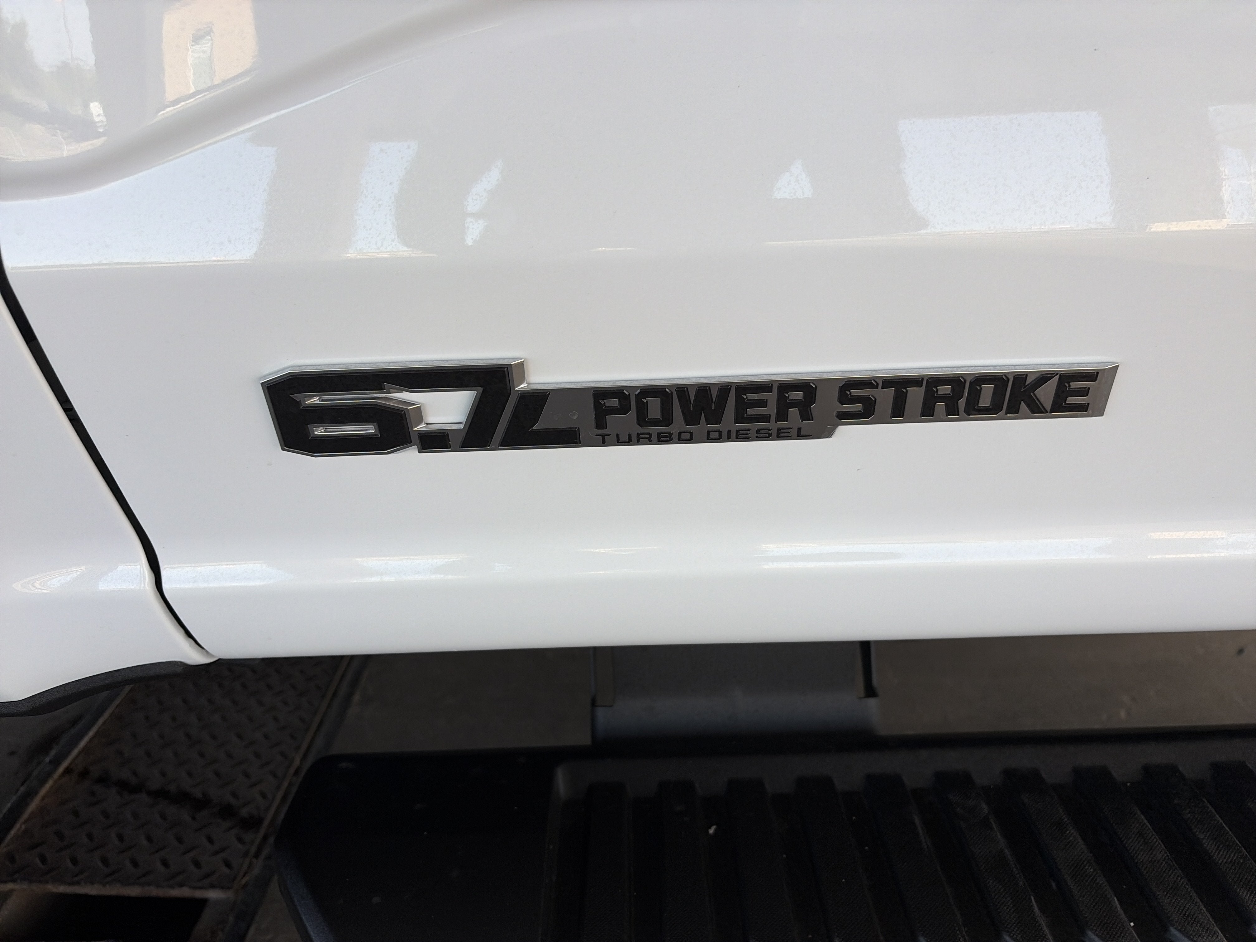 2027 Ford Super Duty F-350 DRW XL