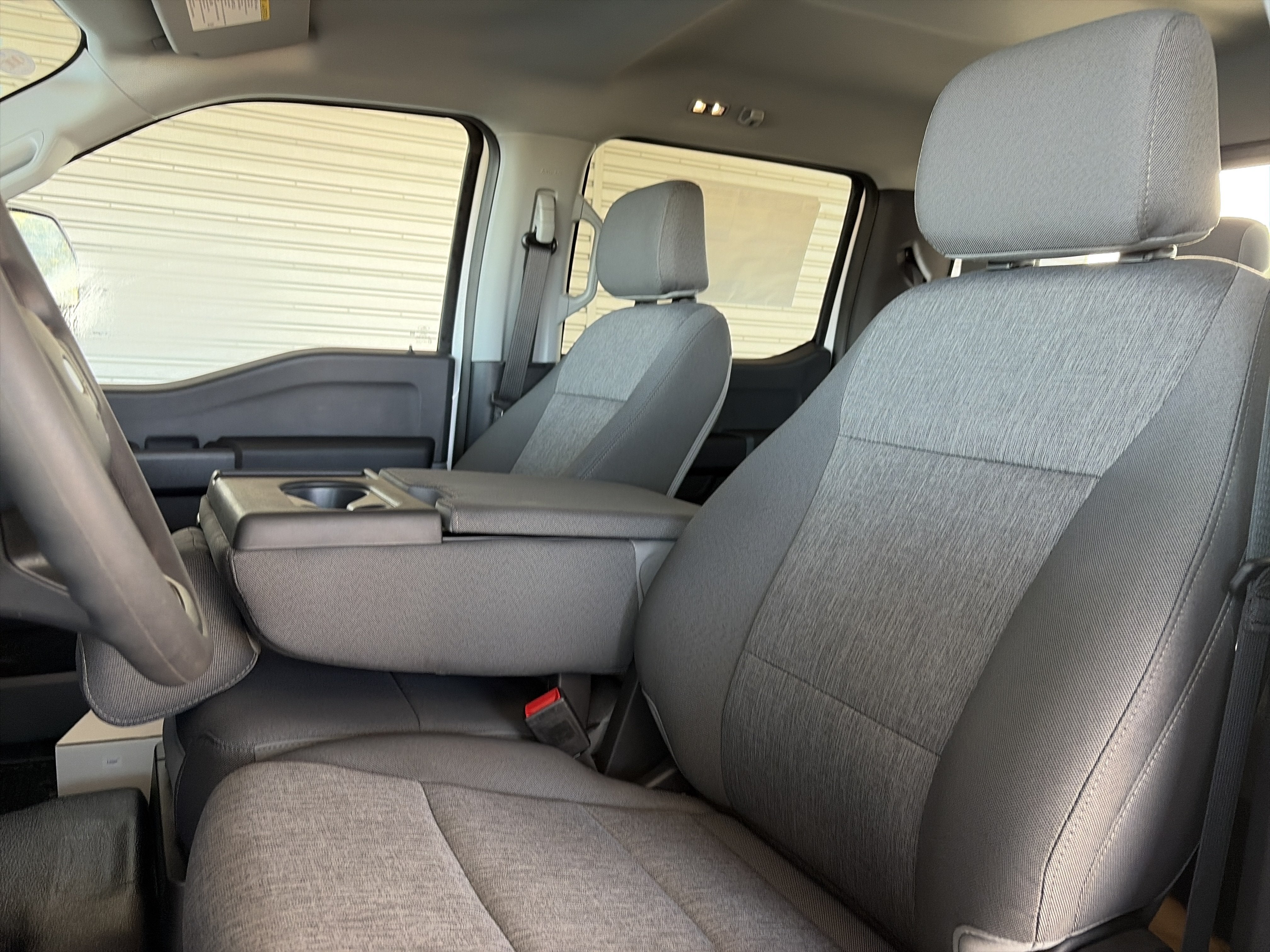 2027 Ford Super Duty F-350 DRW XL