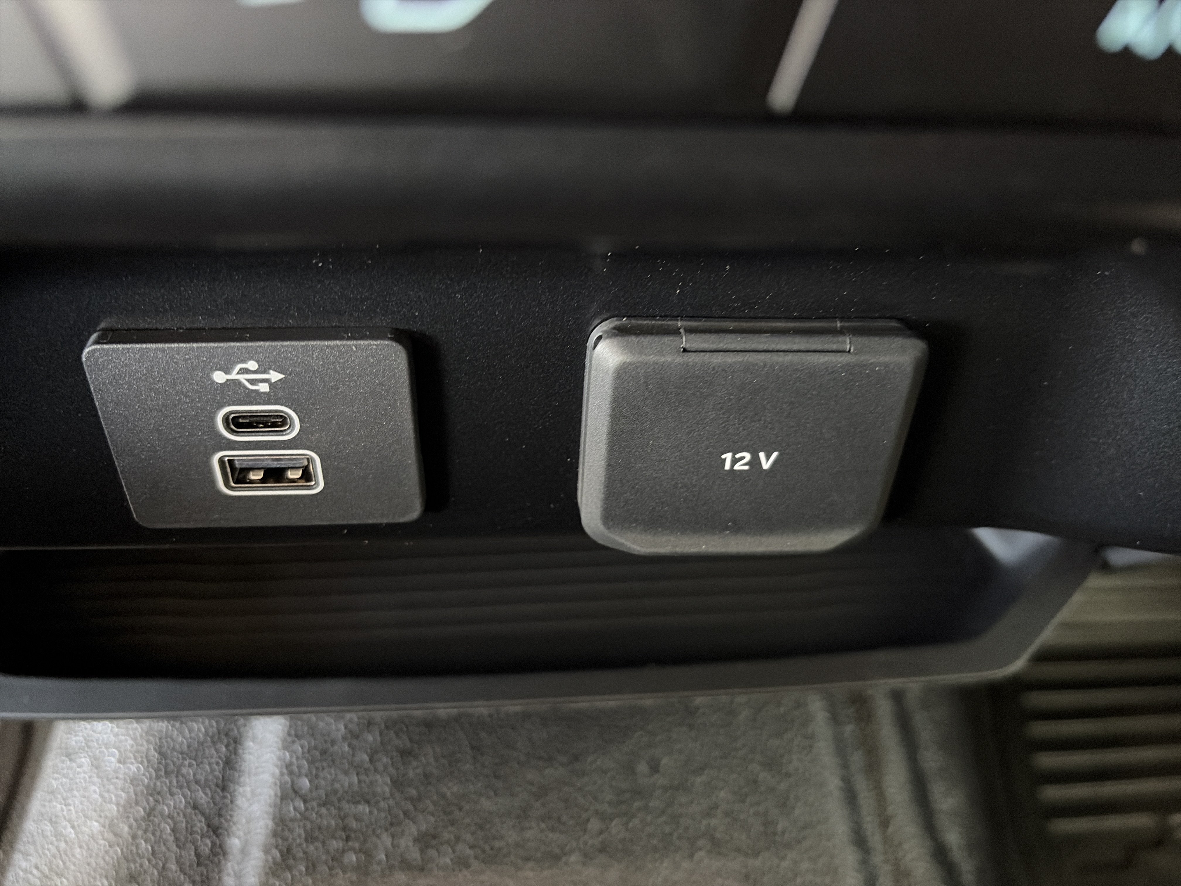 2027 Ford Super Duty F-350 DRW XL
