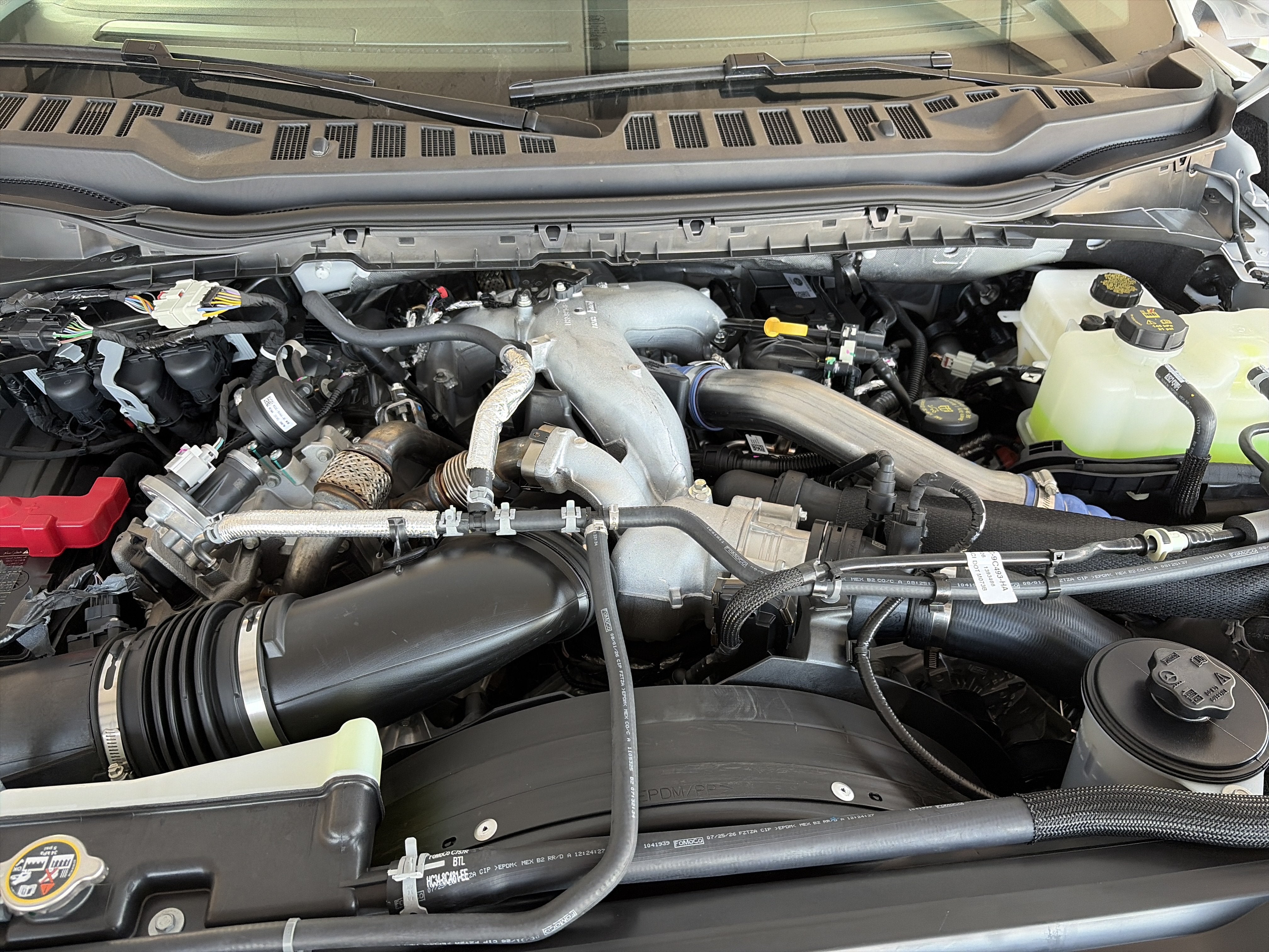 2027 Ford Super Duty F-350 DRW XL
