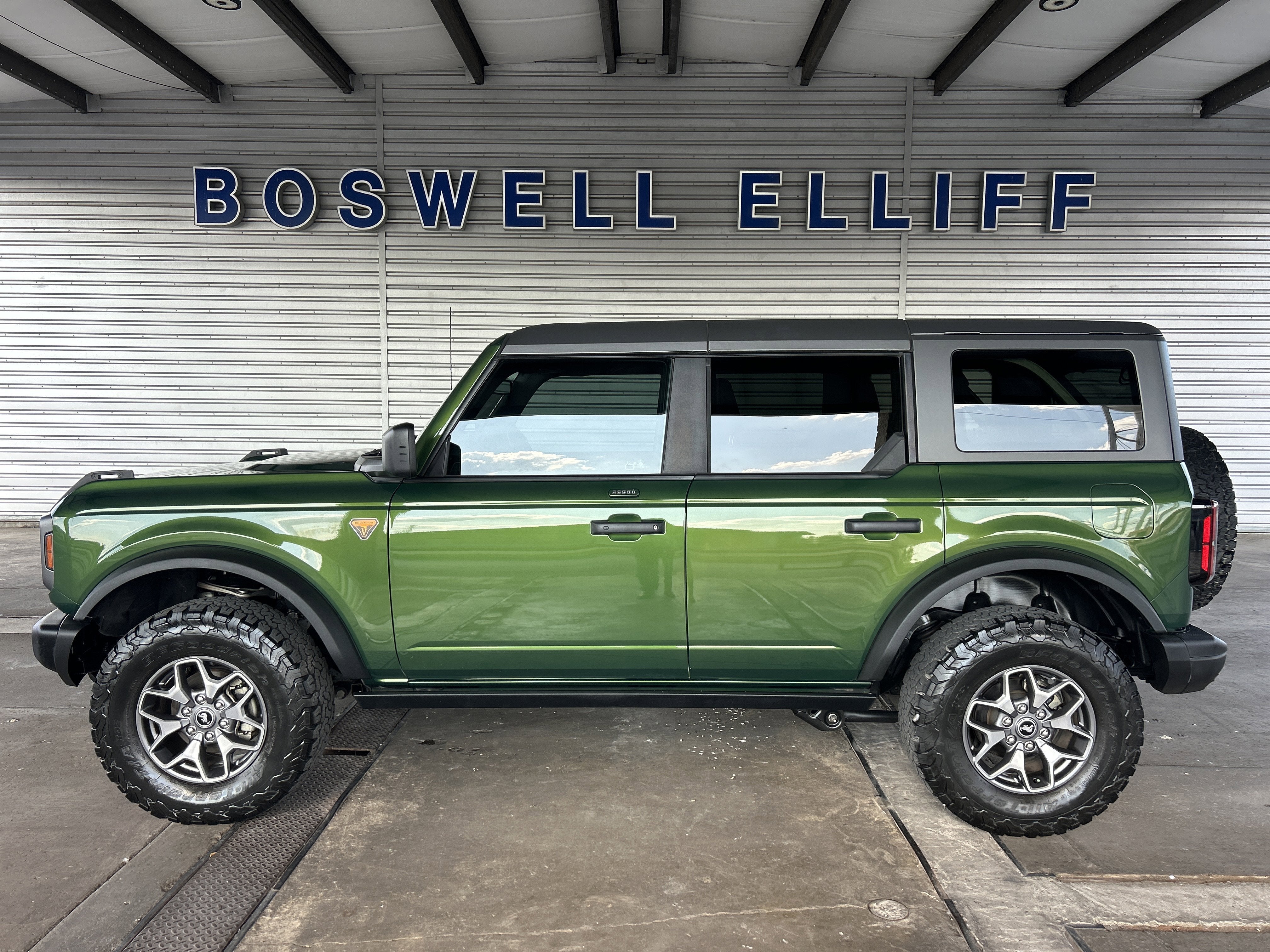 2023 Ford Bronco Badlands