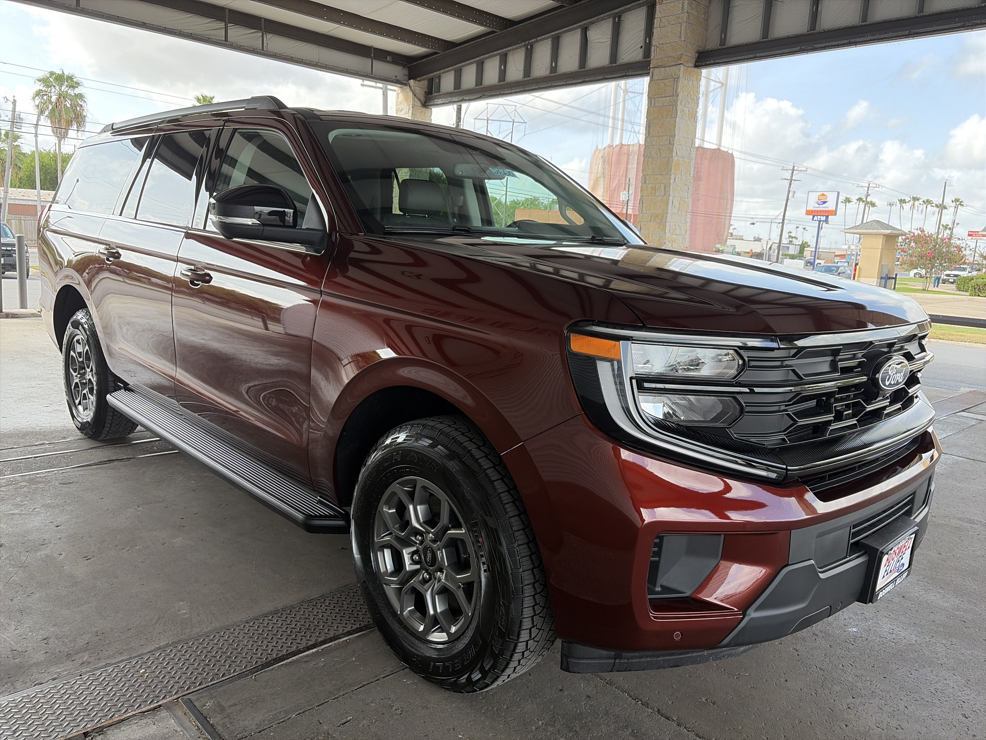 2027 Ford Expedition Max Active