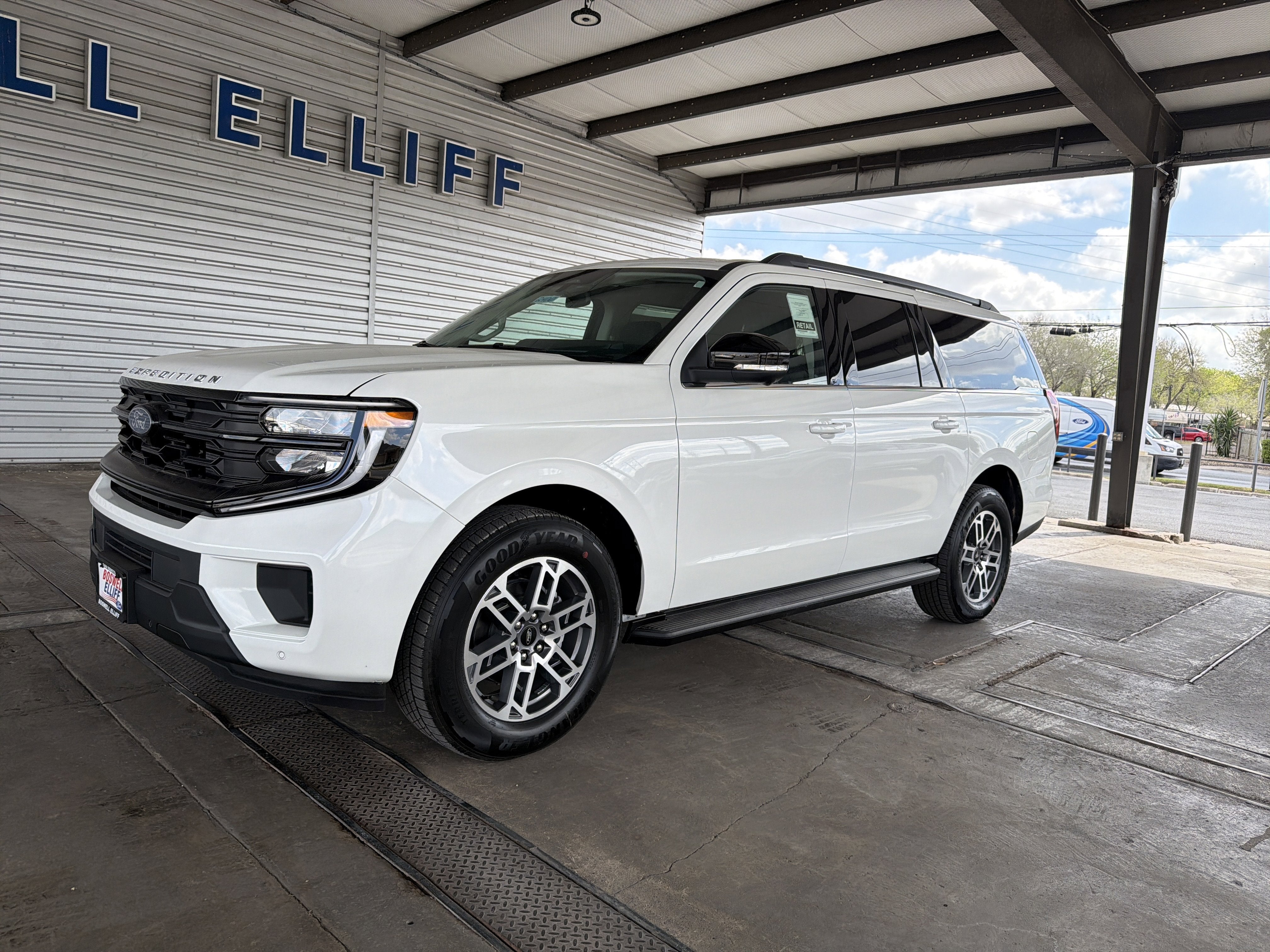 2026 Ford Expedition Max Active