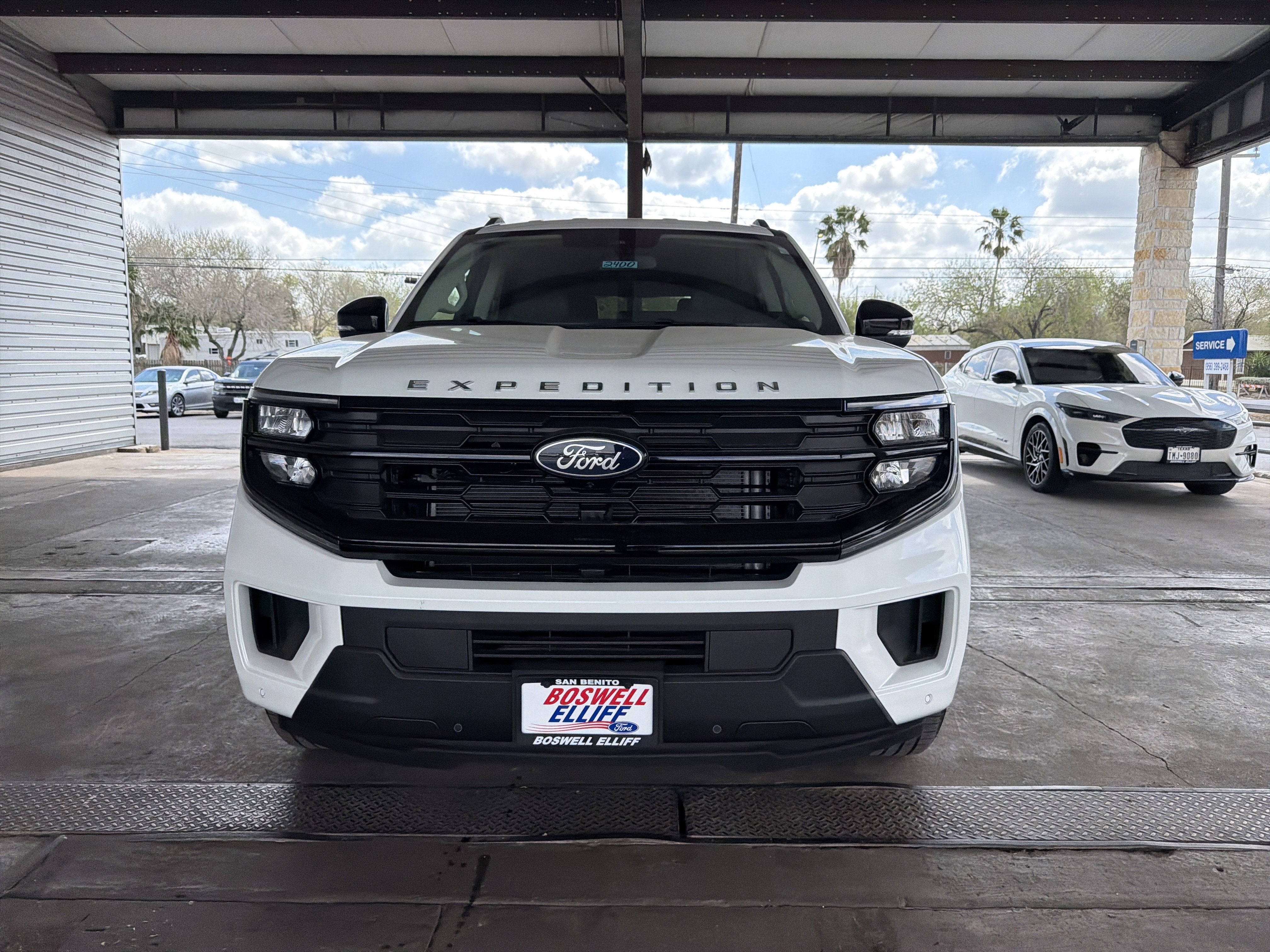 2026 Ford Expedition Max Active