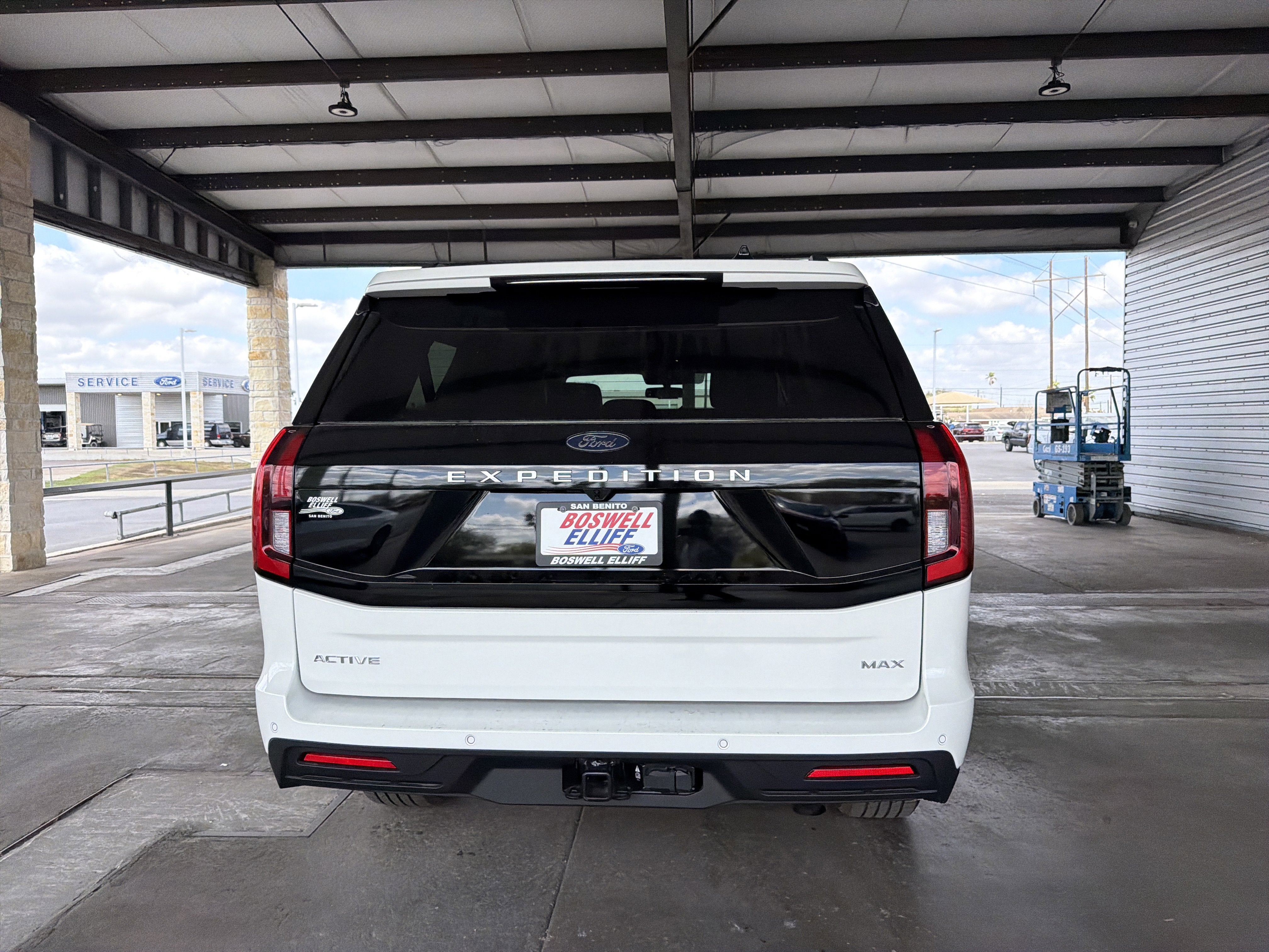 2026 Ford Expedition Max Active