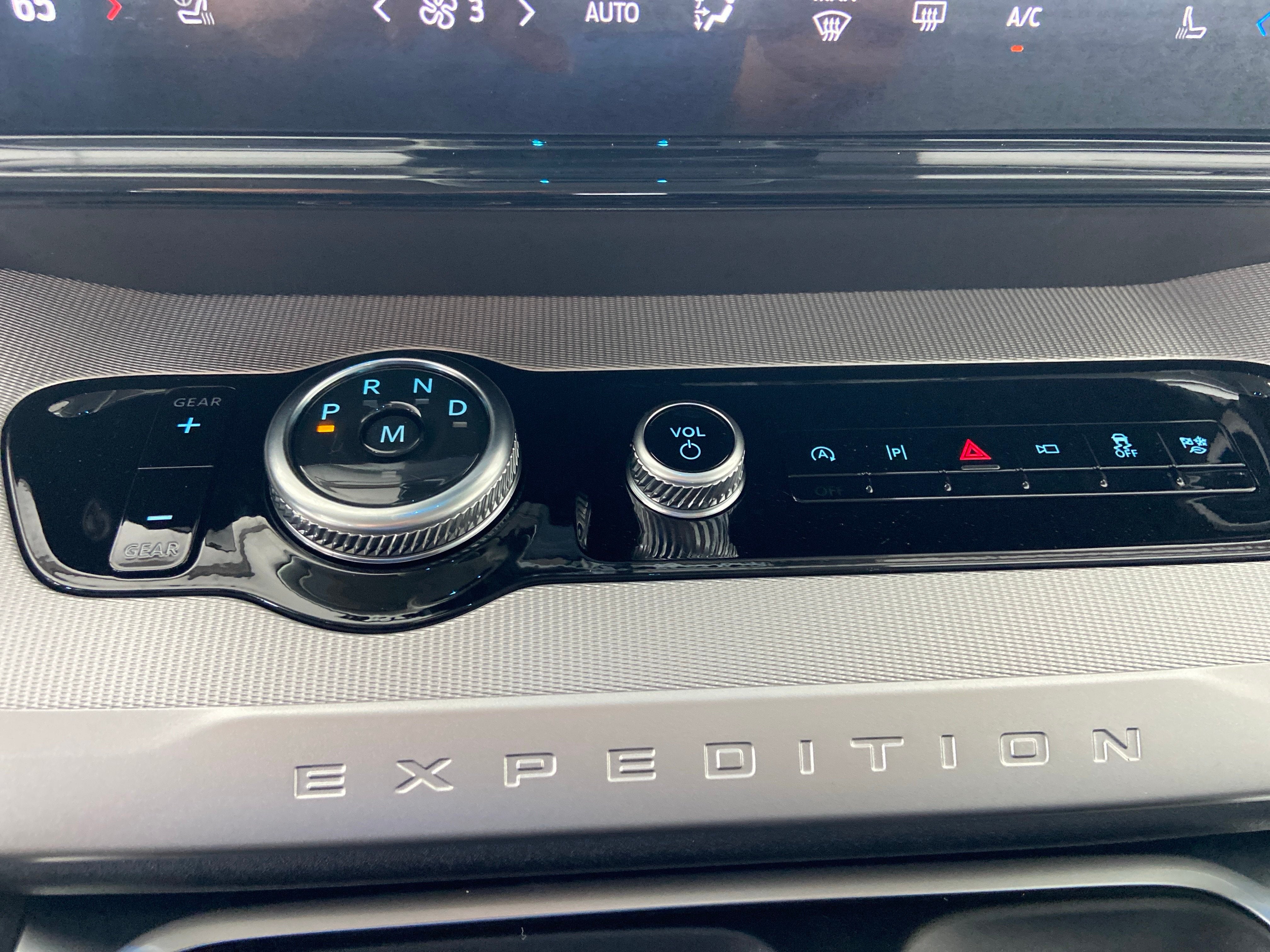 2026 Ford Expedition Active