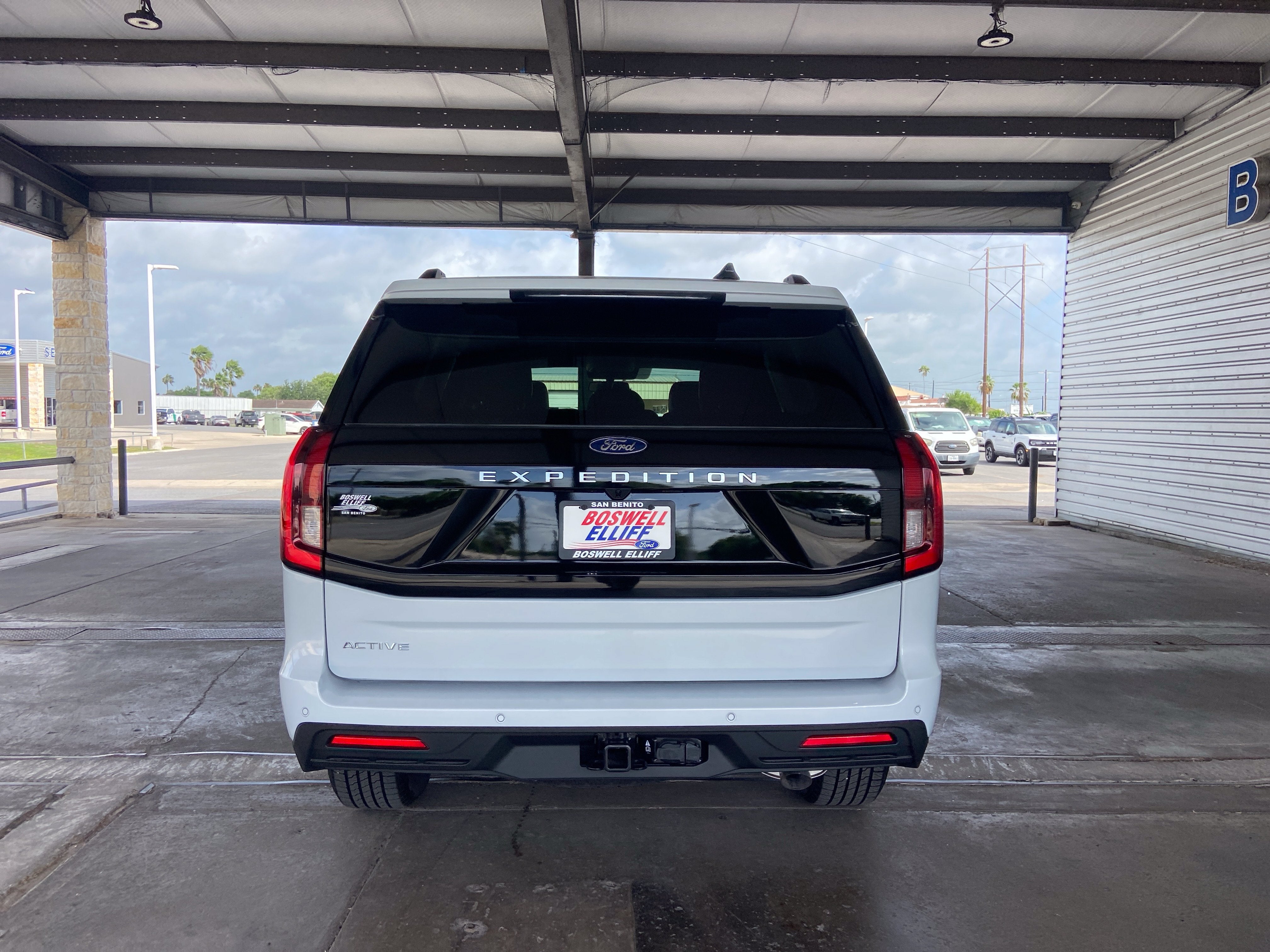 2026 Ford Expedition Active