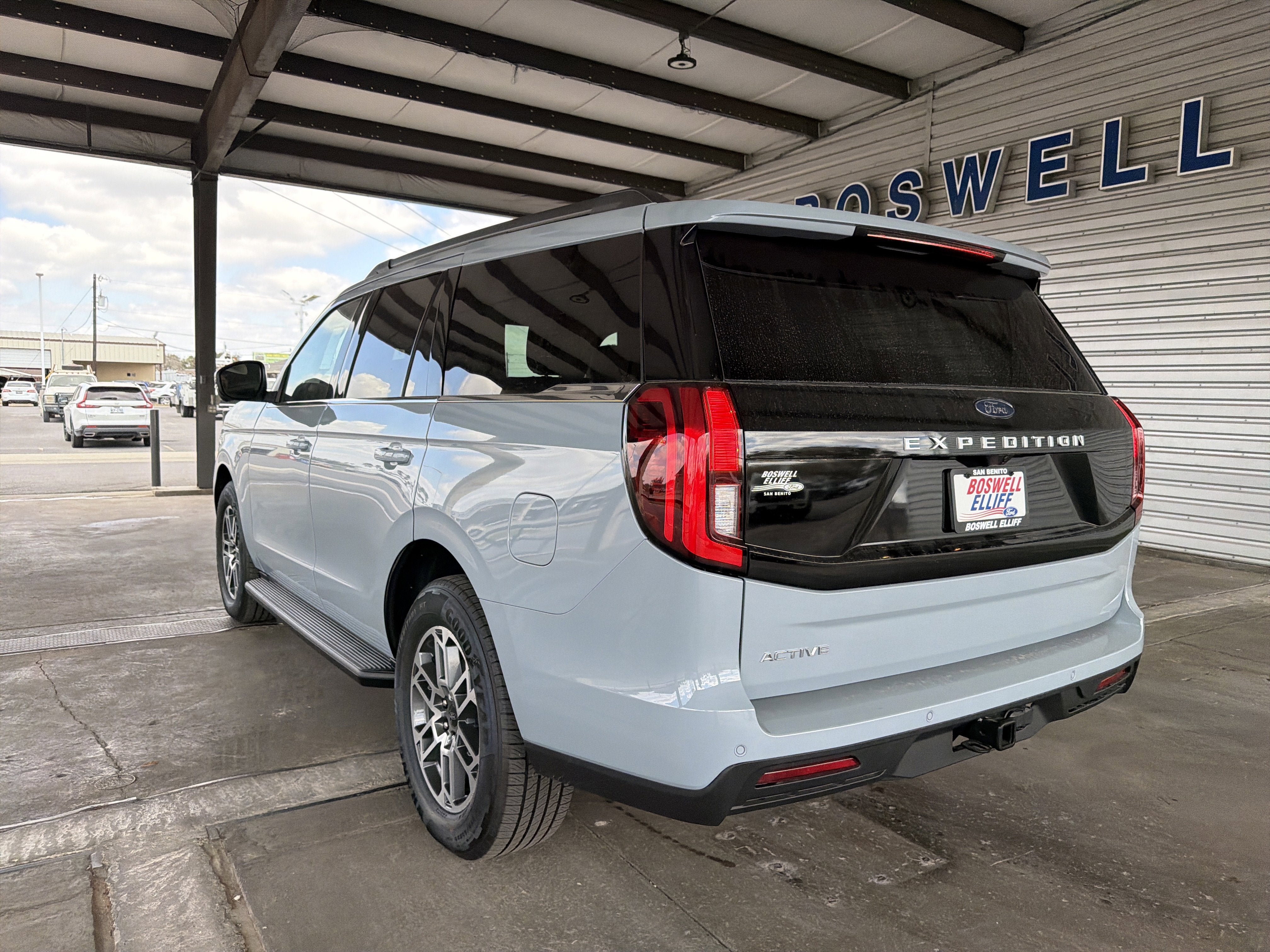 2026 Ford Expedition Active