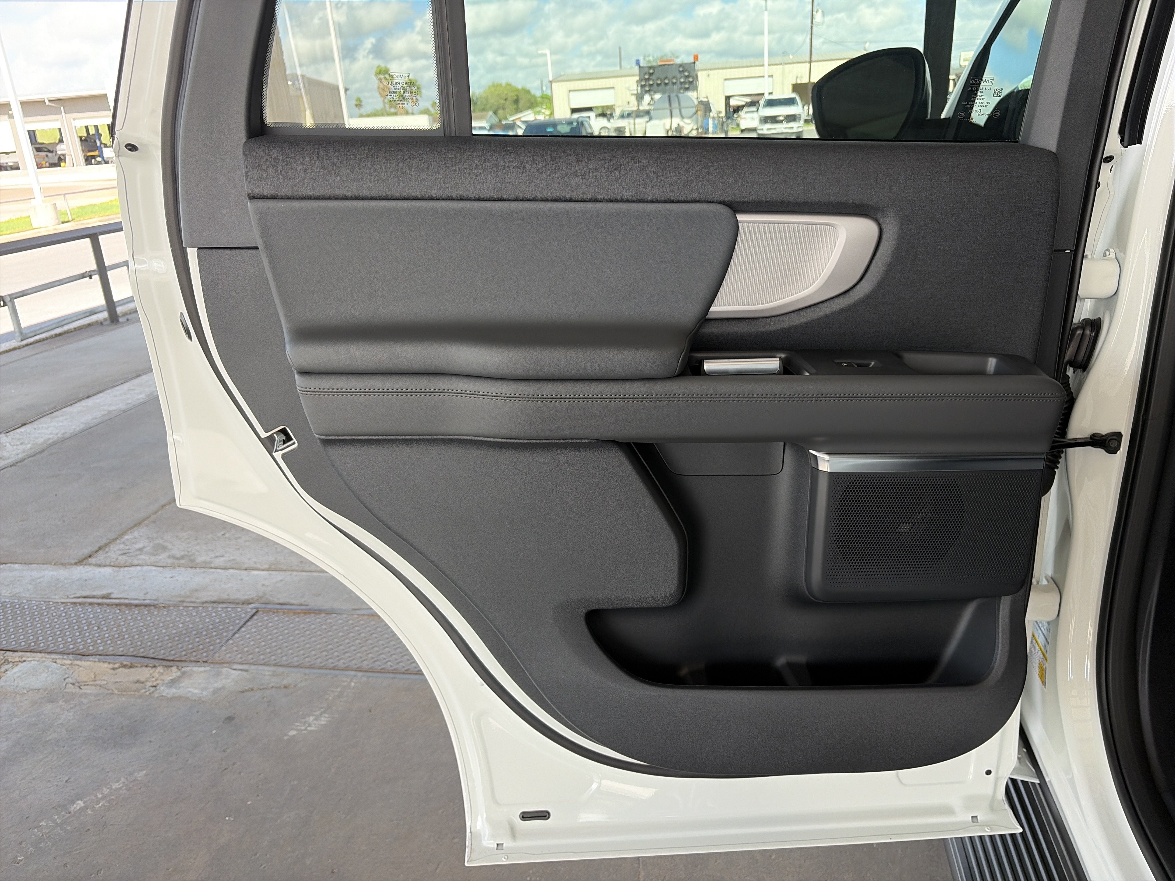 2027 Ford Expedition Active