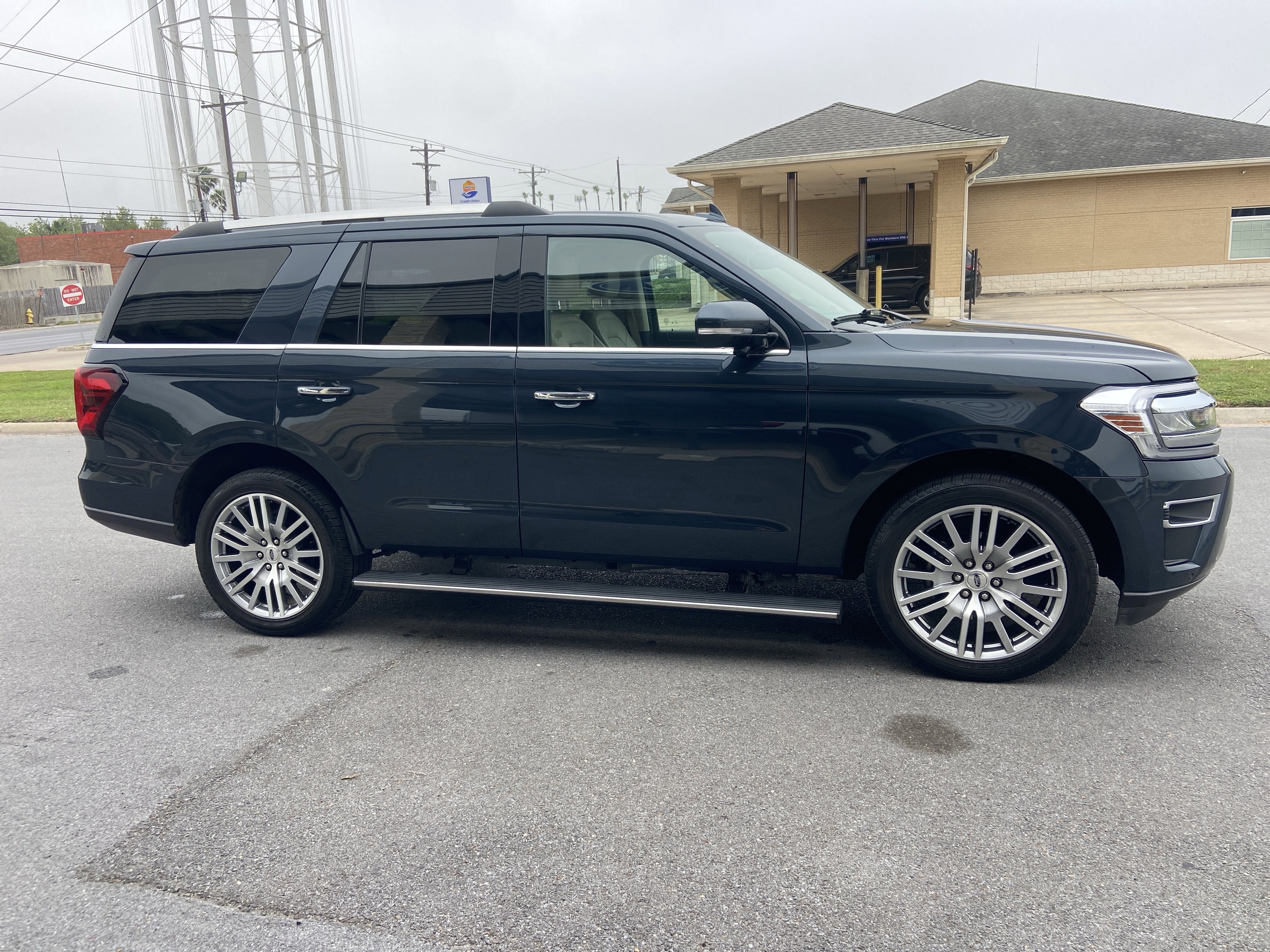 2023 Ford Expedition Limited