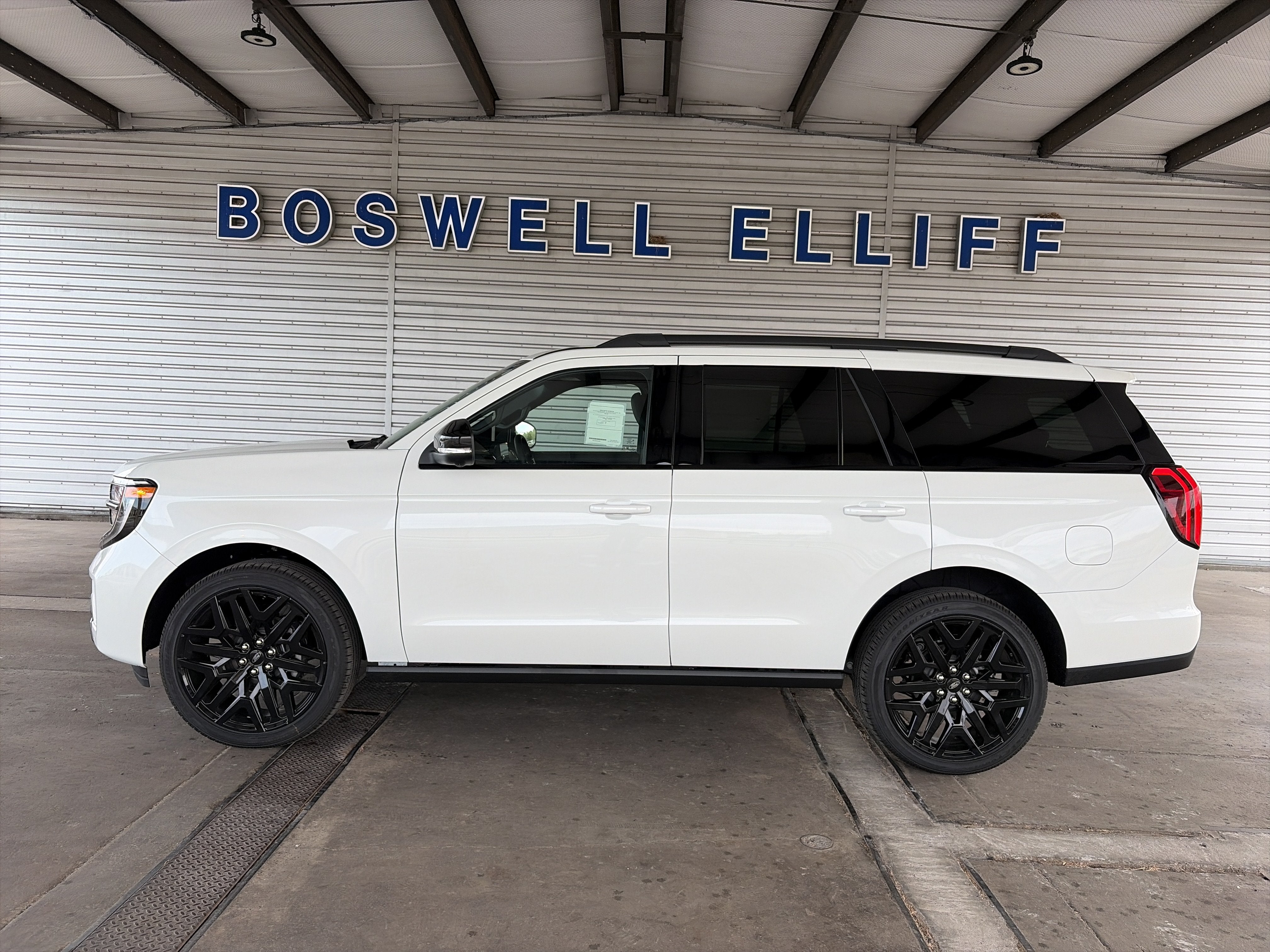 2027 Ford Expedition Platinum