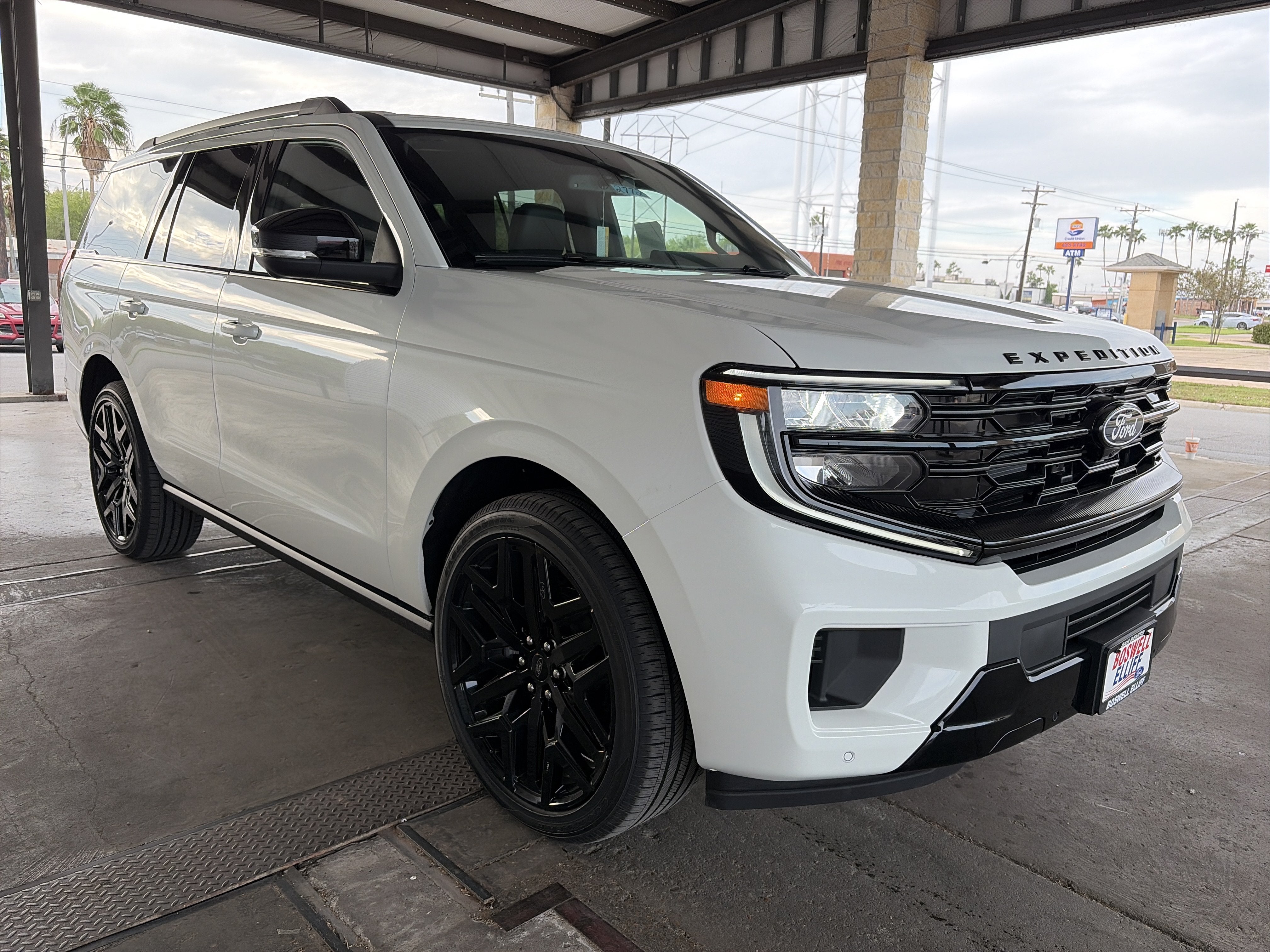 2027 Ford Expedition Platinum