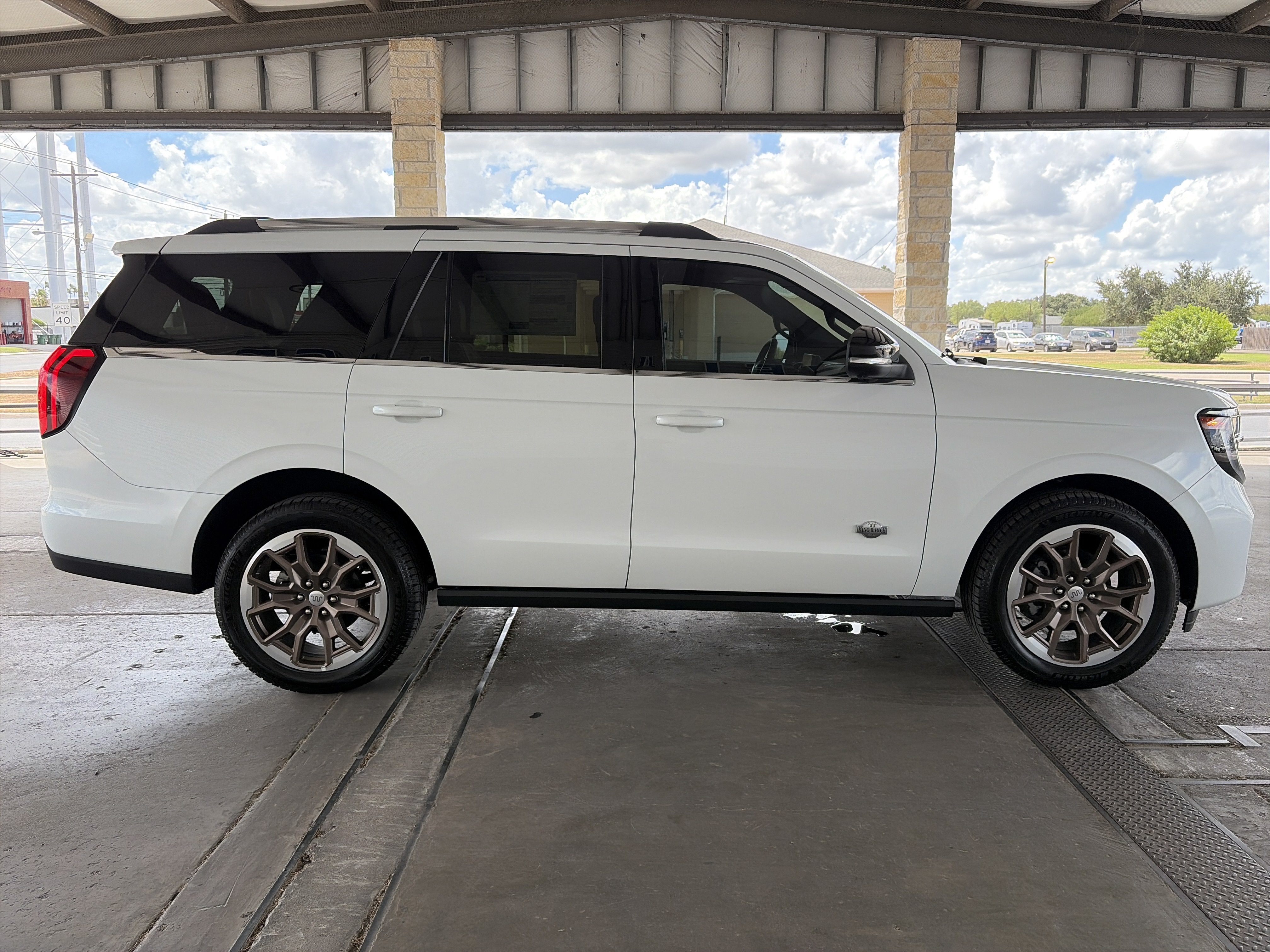 2027 Ford Expedition King Ranch