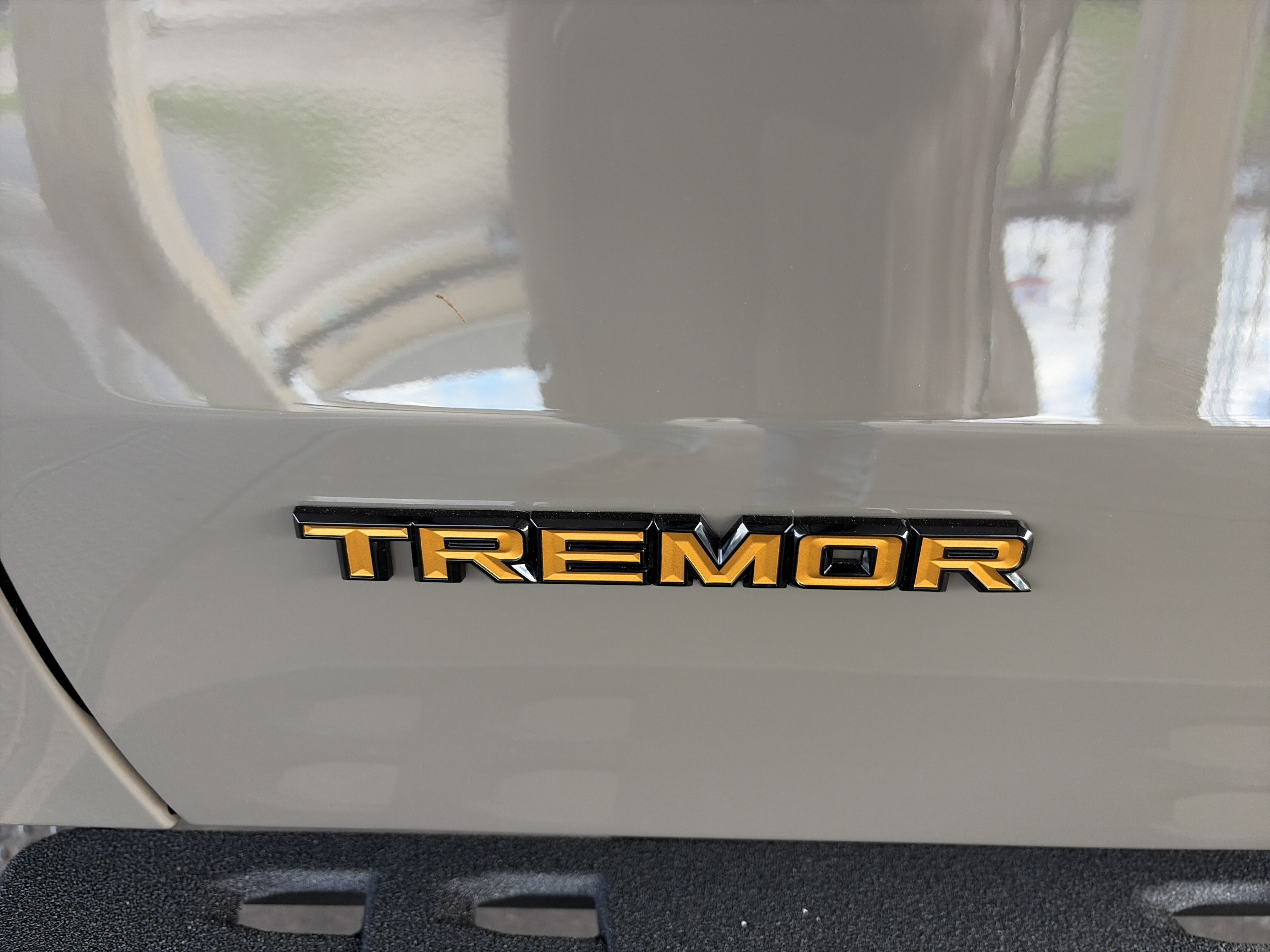 2027 Ford Expedition Tremor