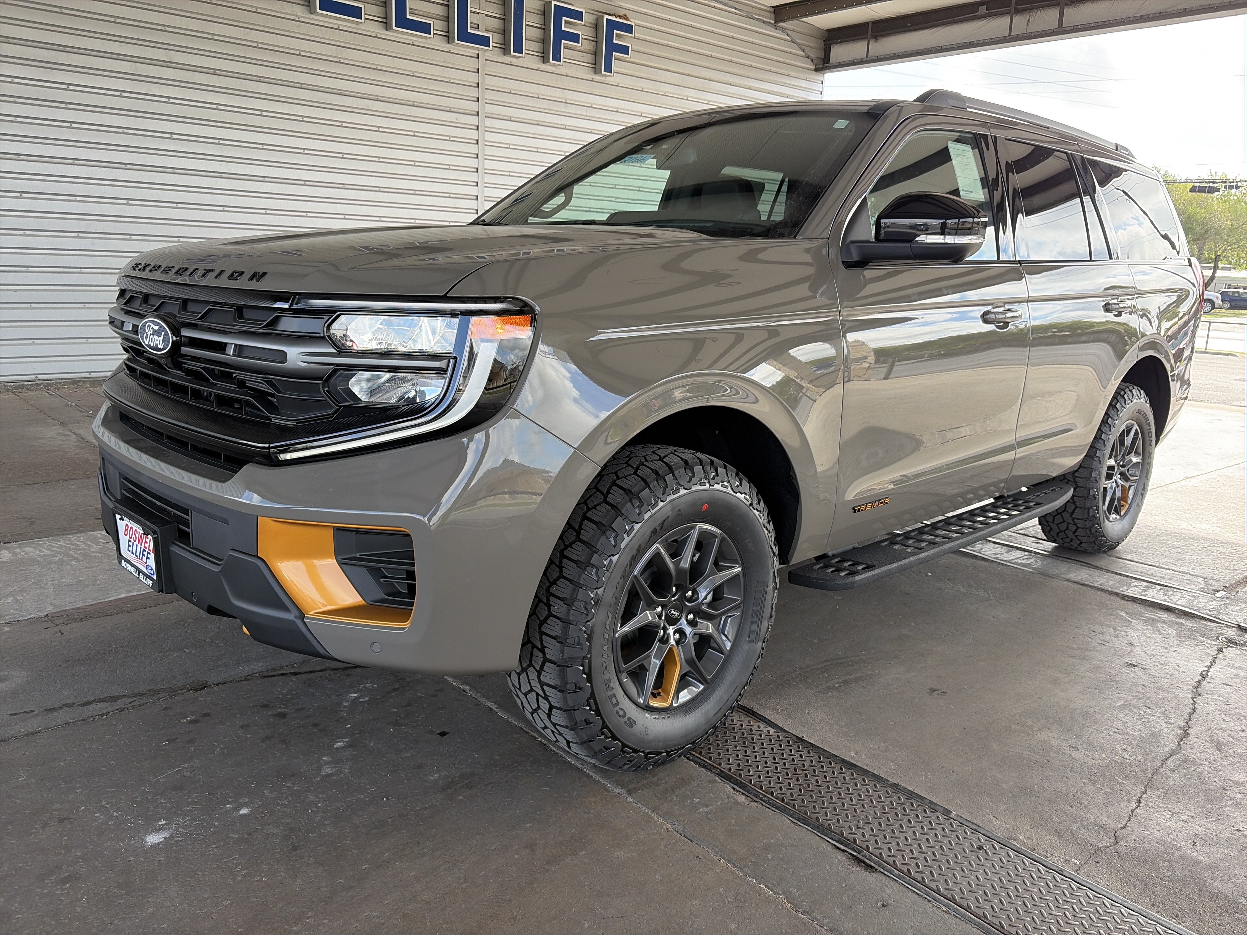 2027 Ford Expedition Tremor
