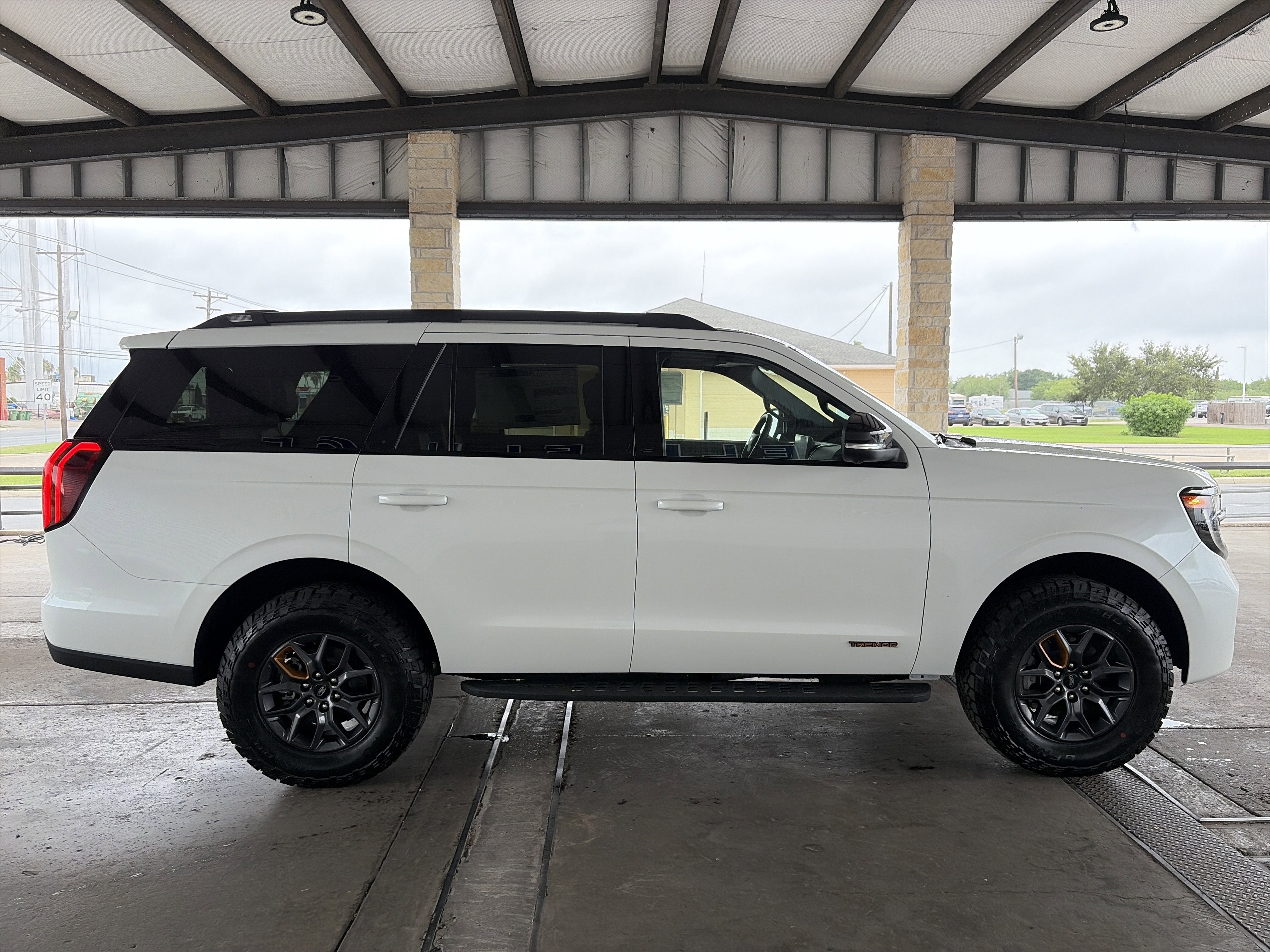 2026 Ford Expedition Tremor