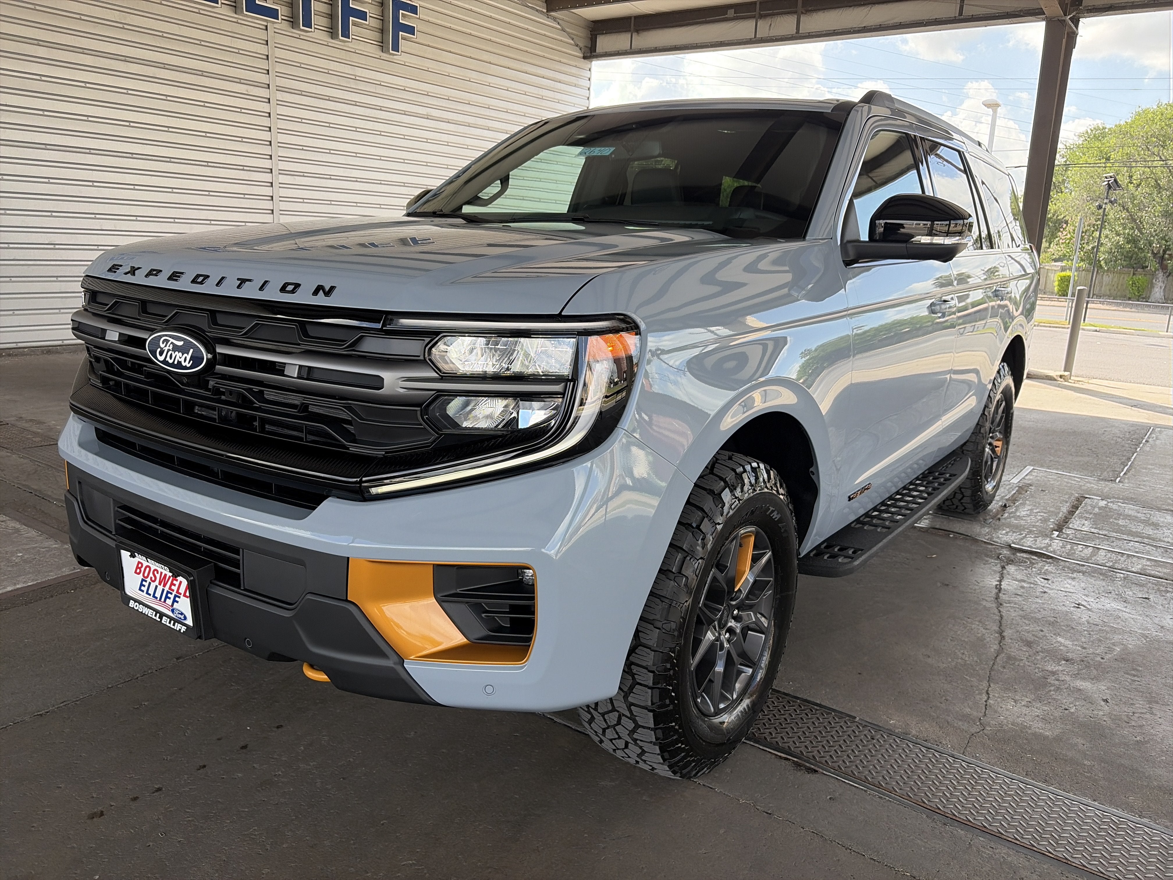 2027 Ford Expedition Tremor