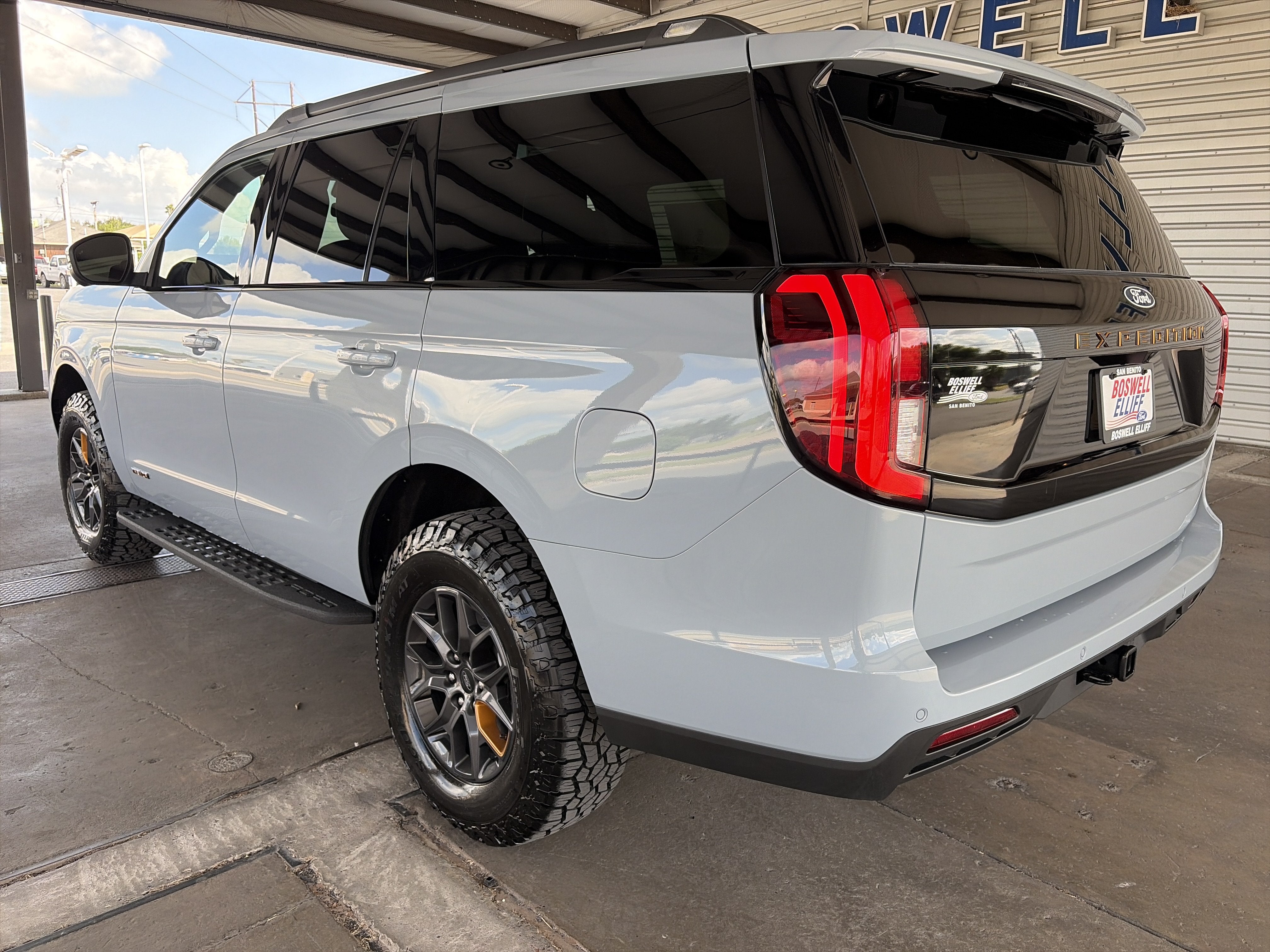 2027 Ford Expedition Tremor