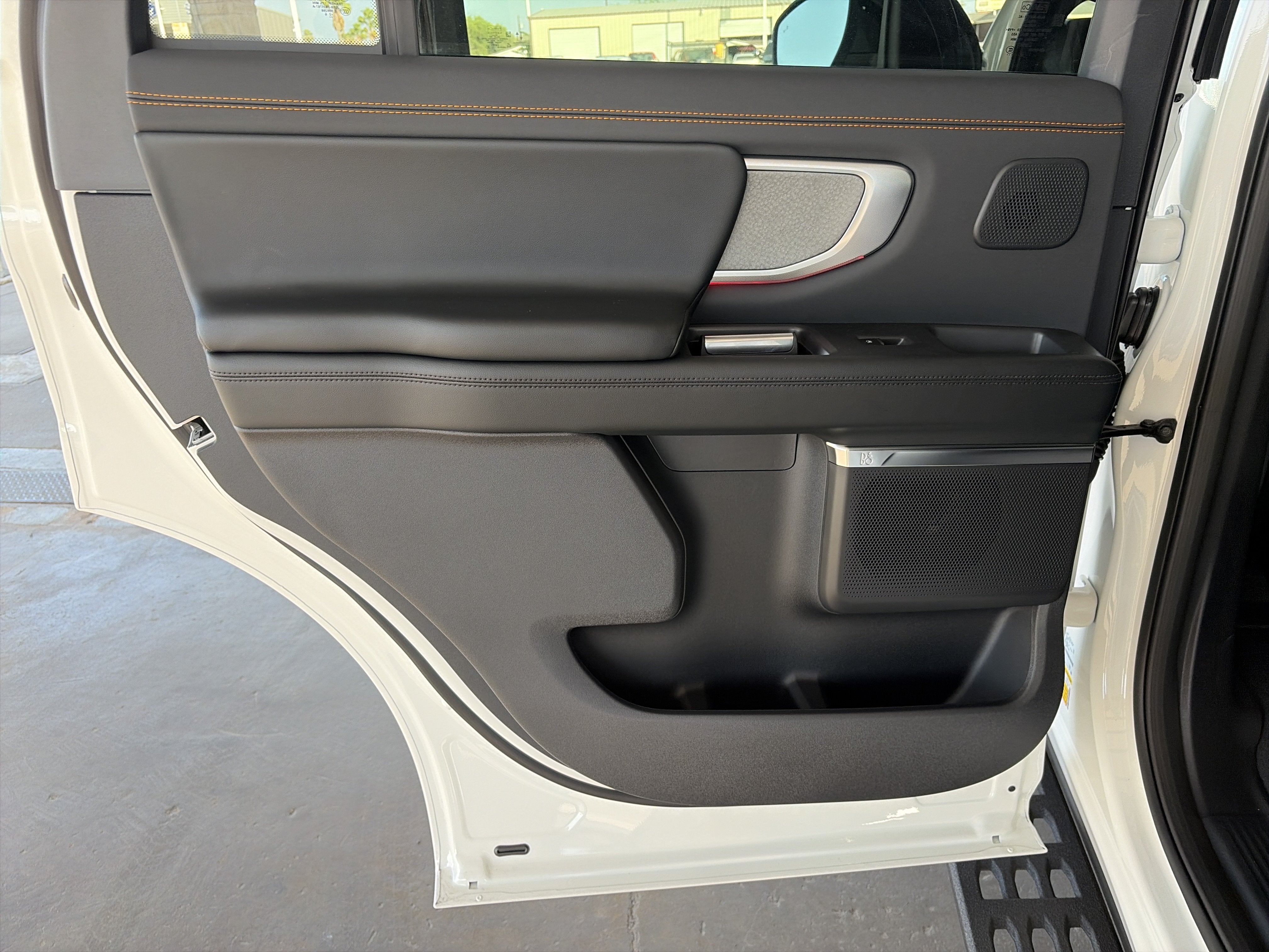 2027 Ford Expedition Tremor