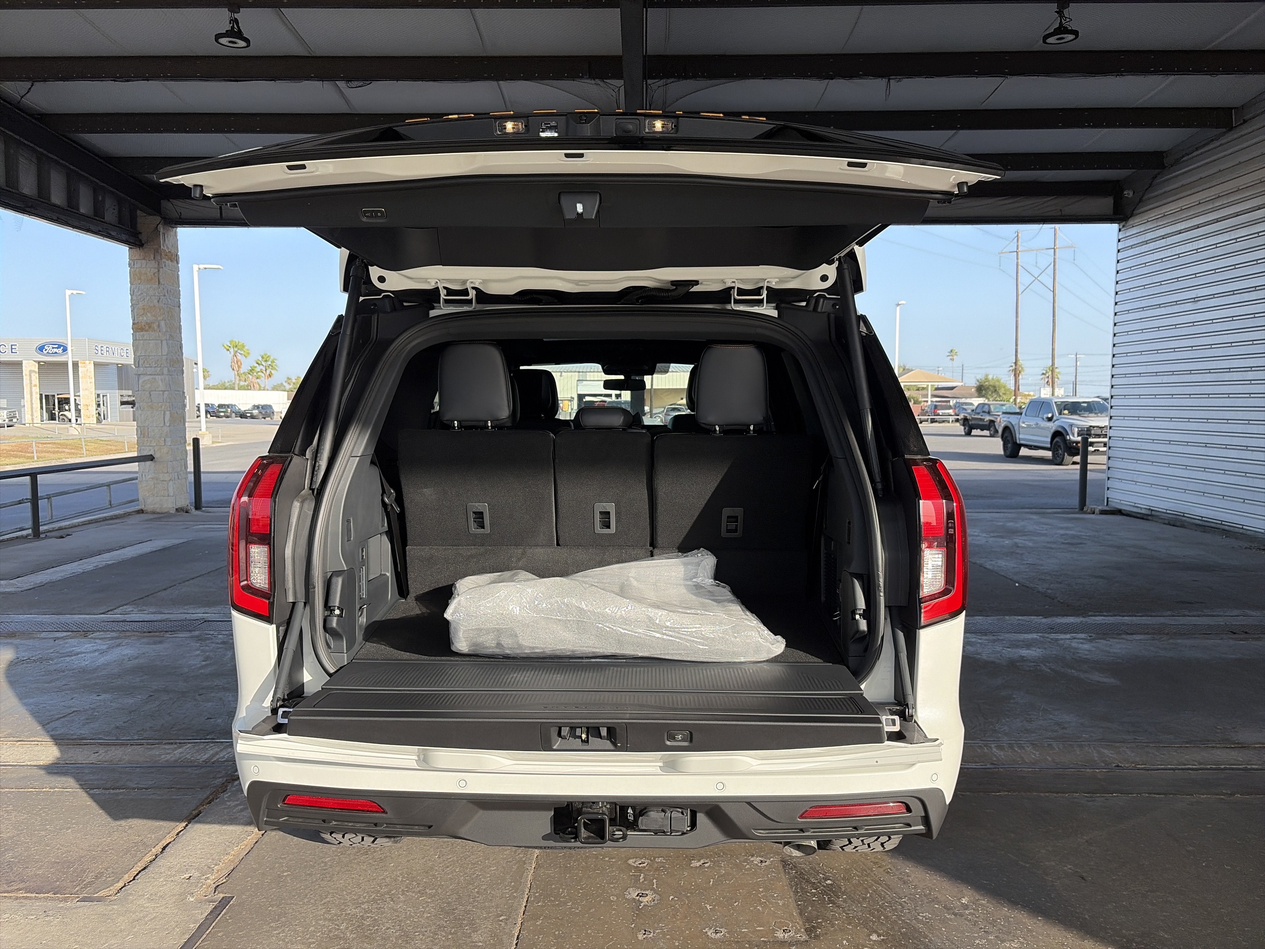 2027 Ford Expedition Tremor