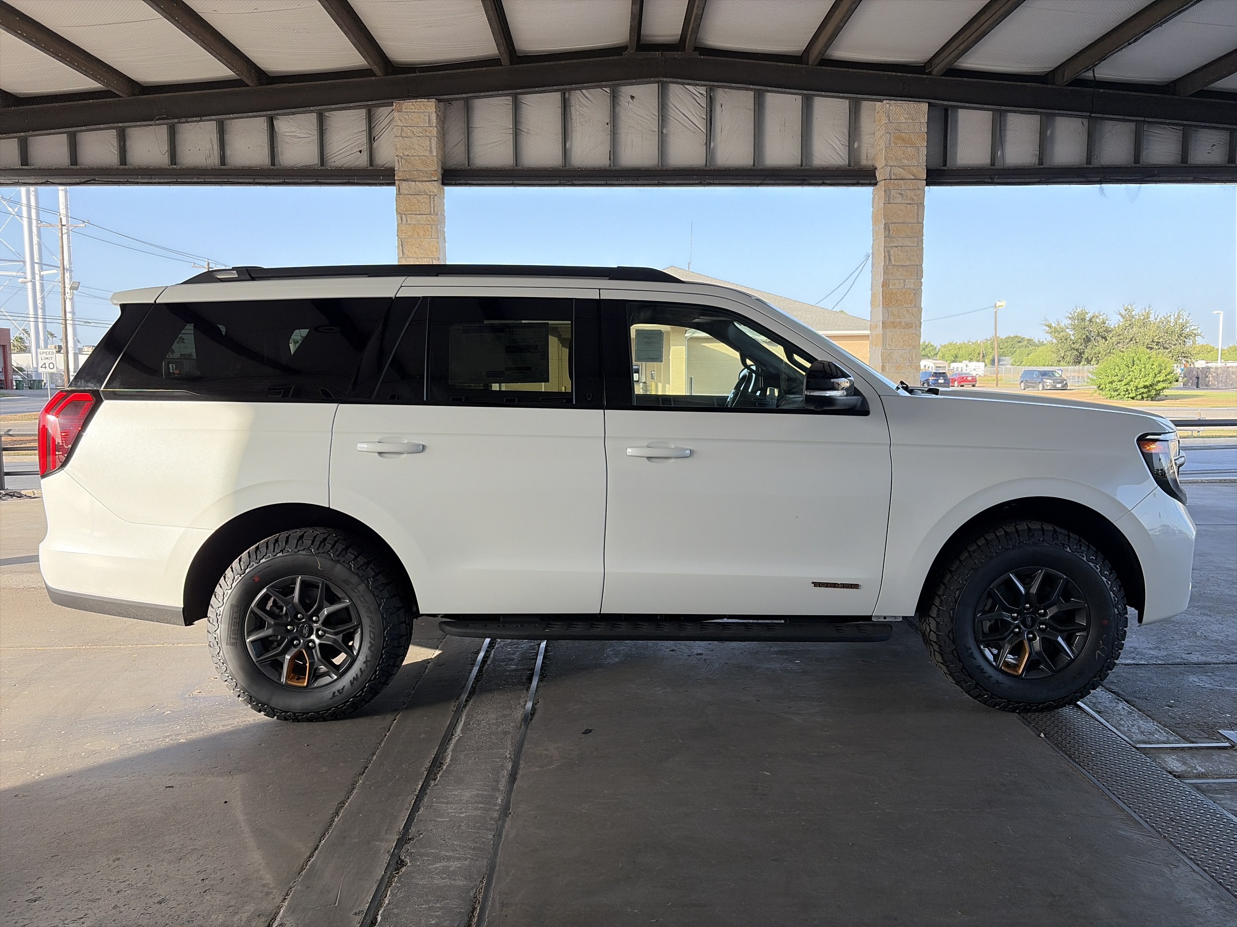 2027 Ford Expedition Tremor