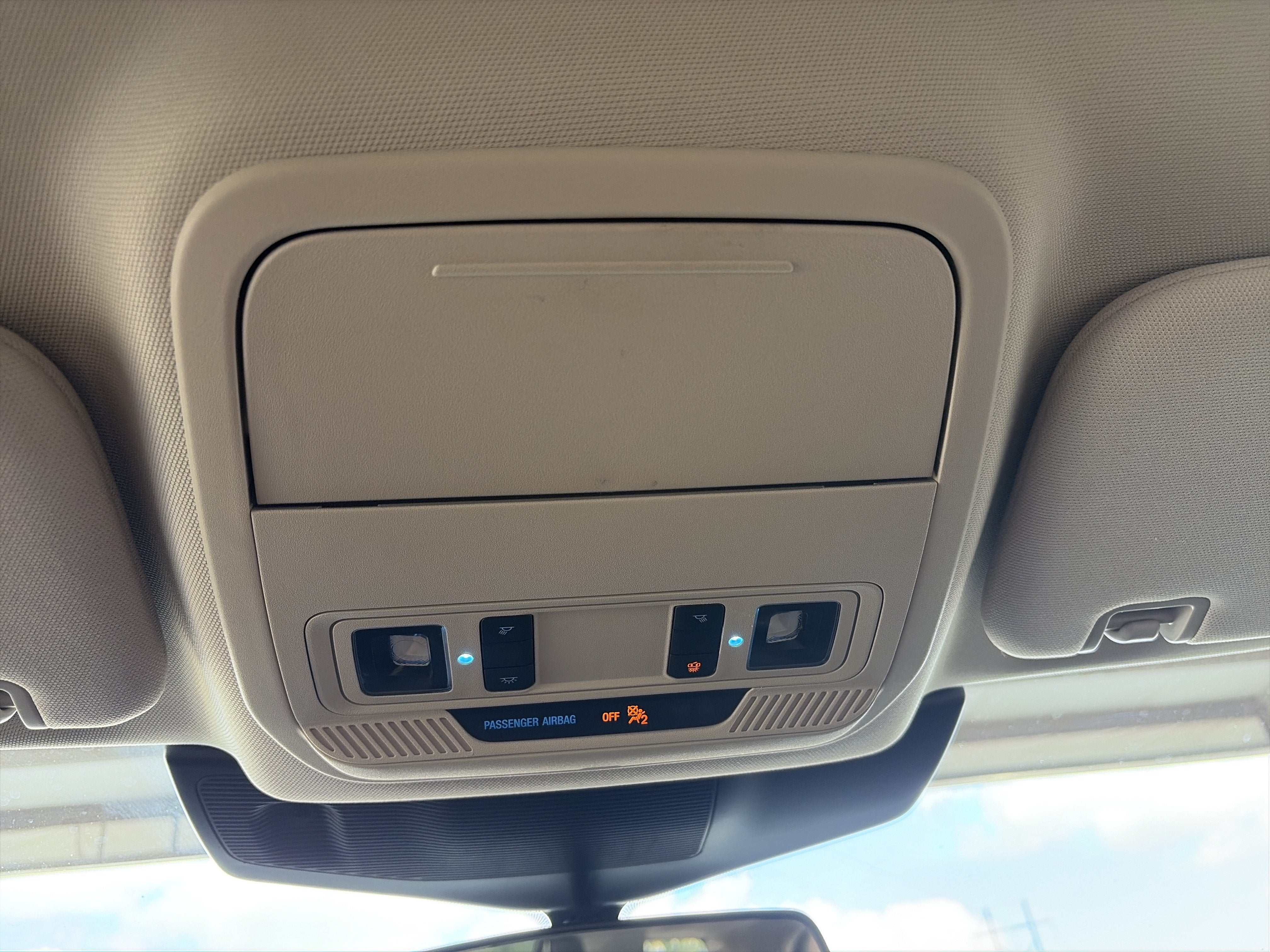 2020 Ford Explorer Base