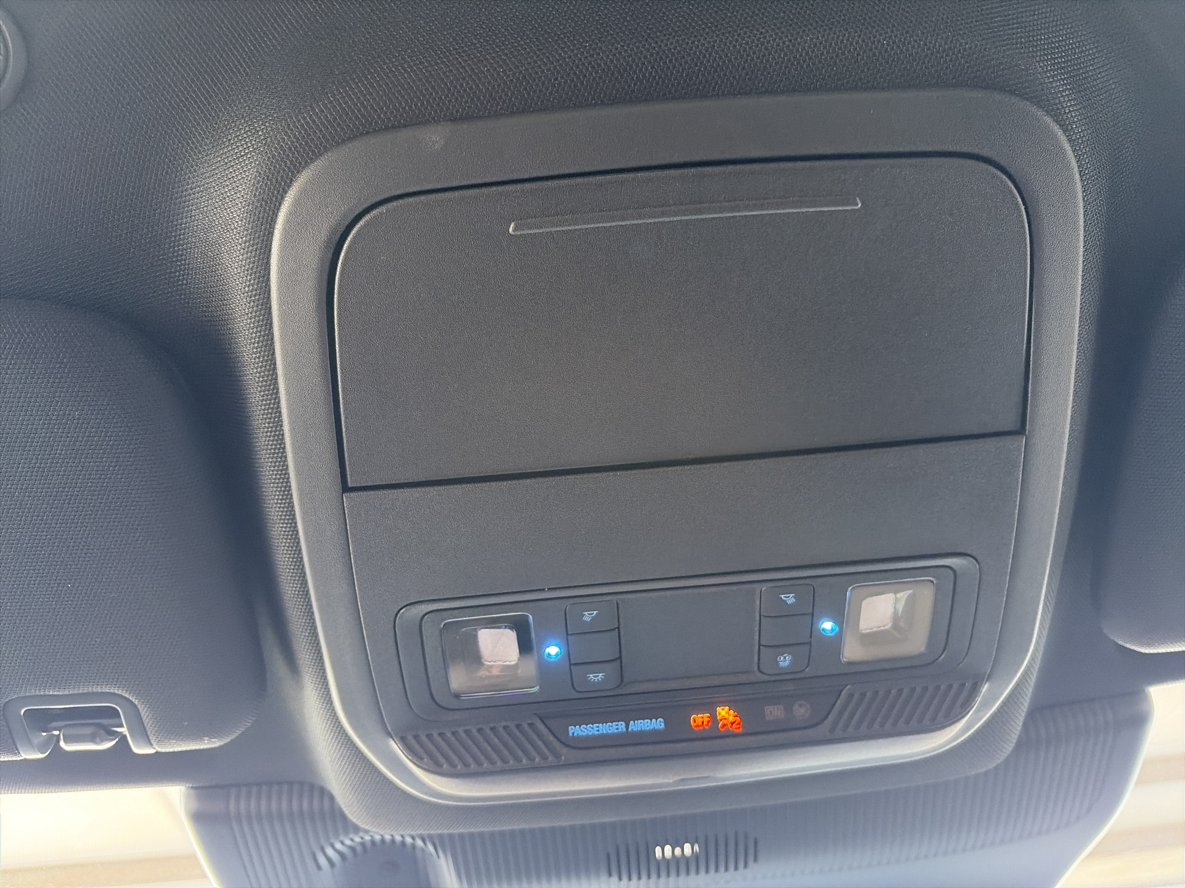 2027 Ford Explorer Active w/200A Pkg