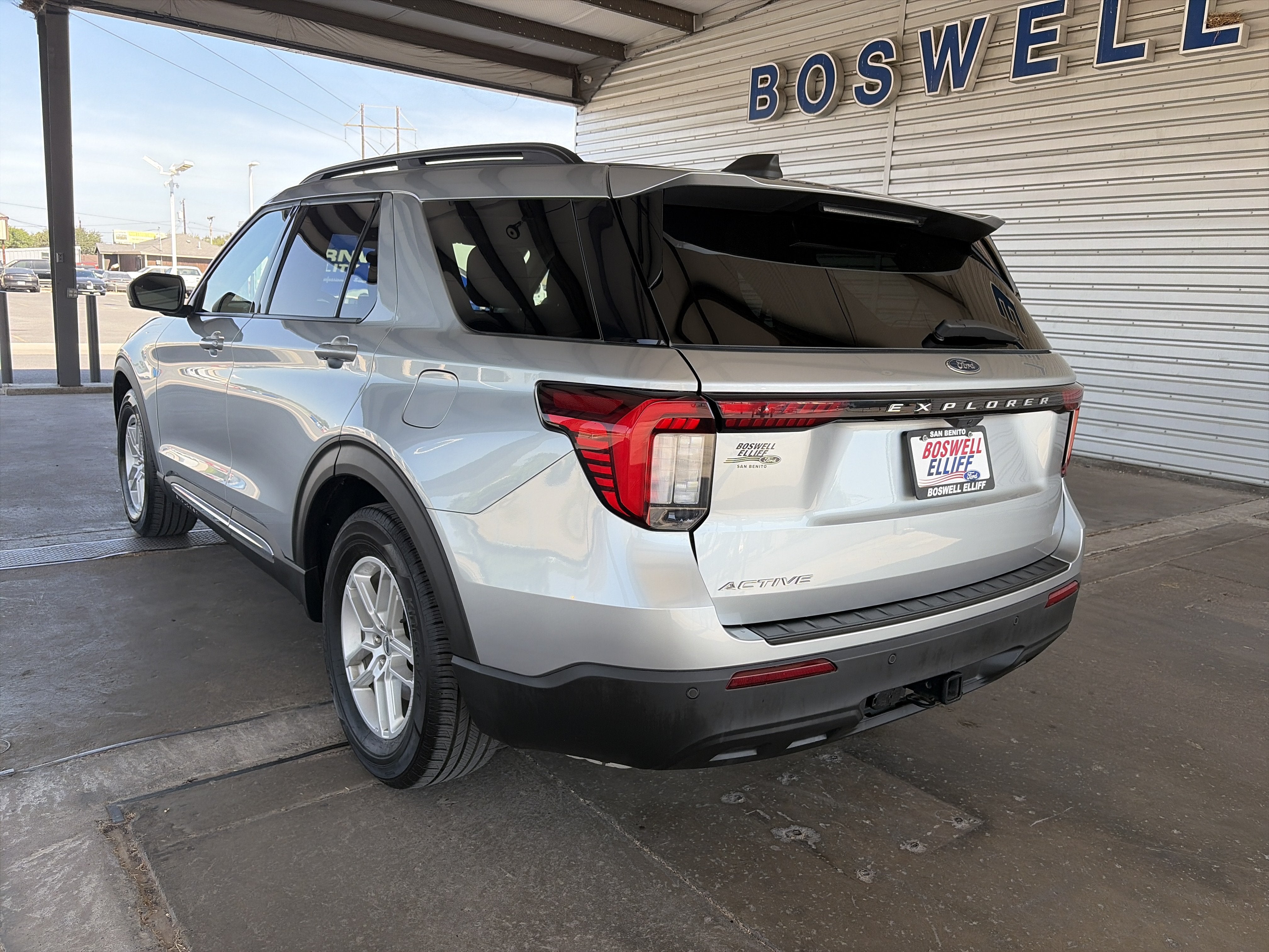 2025 Ford Explorer Active