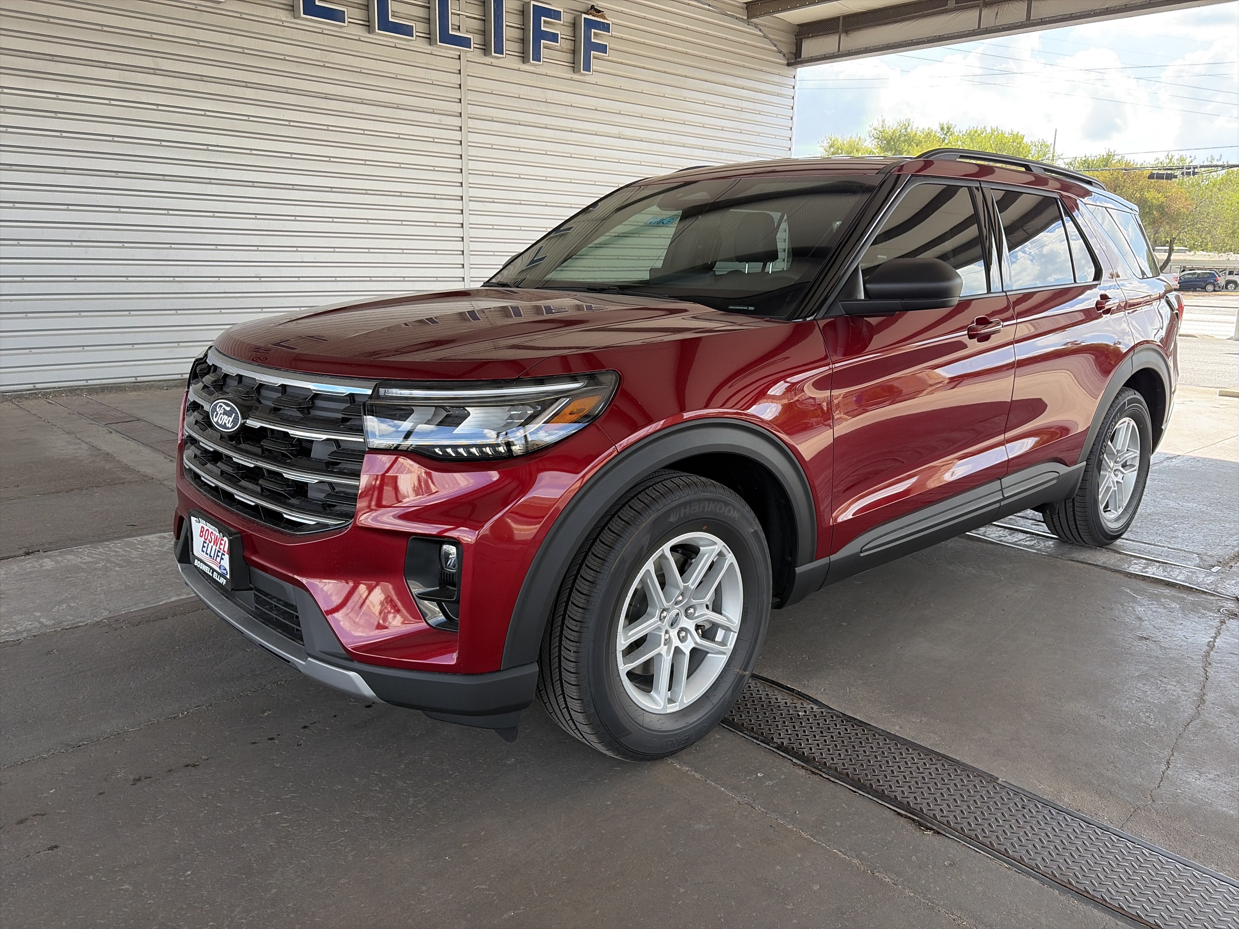 2027 Ford Explorer Active