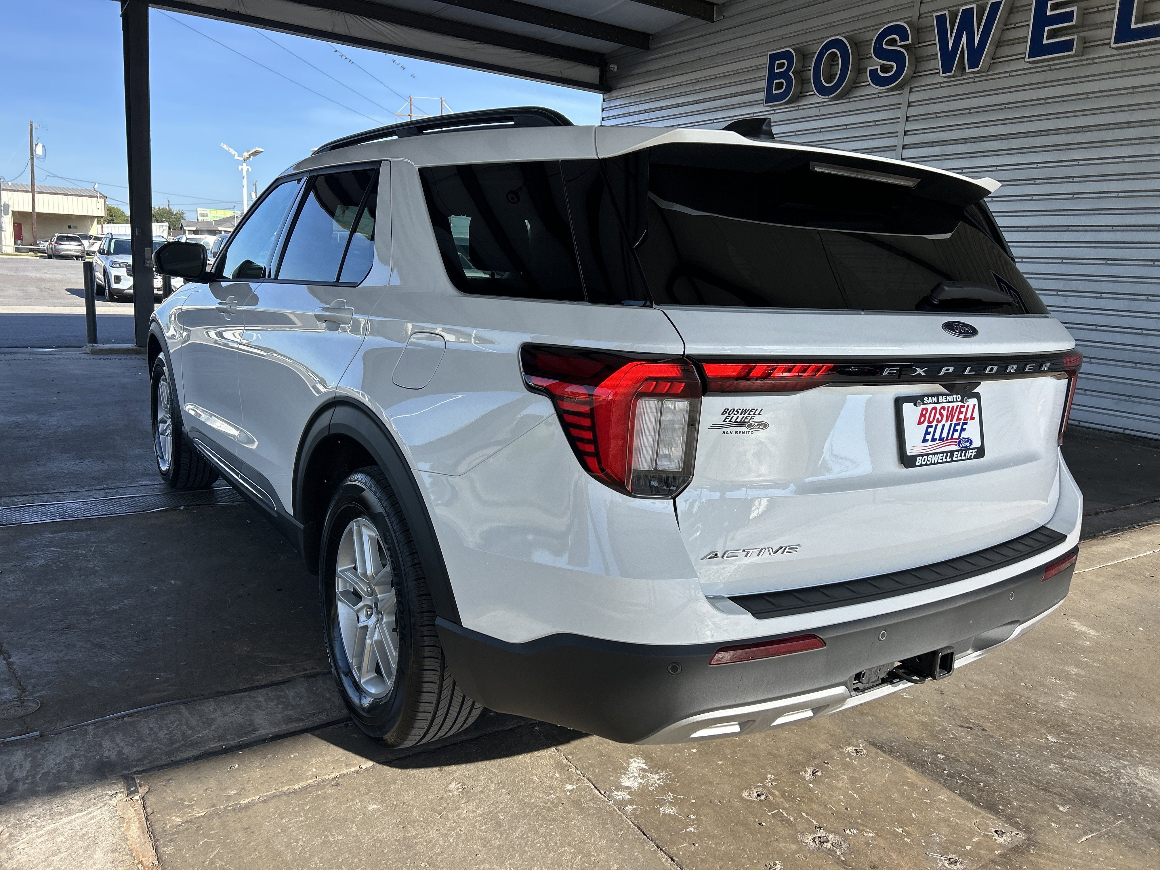 2025 Ford Explorer Active