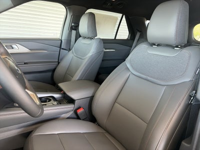 2027 Ford Explorer Active w/200A Pkg