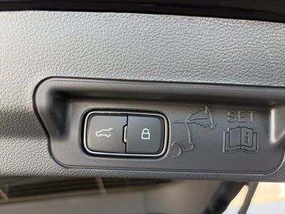 2027 Ford Explorer Active w/200A Pkg