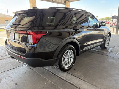 2027 Ford Explorer Active w/200A Pkg