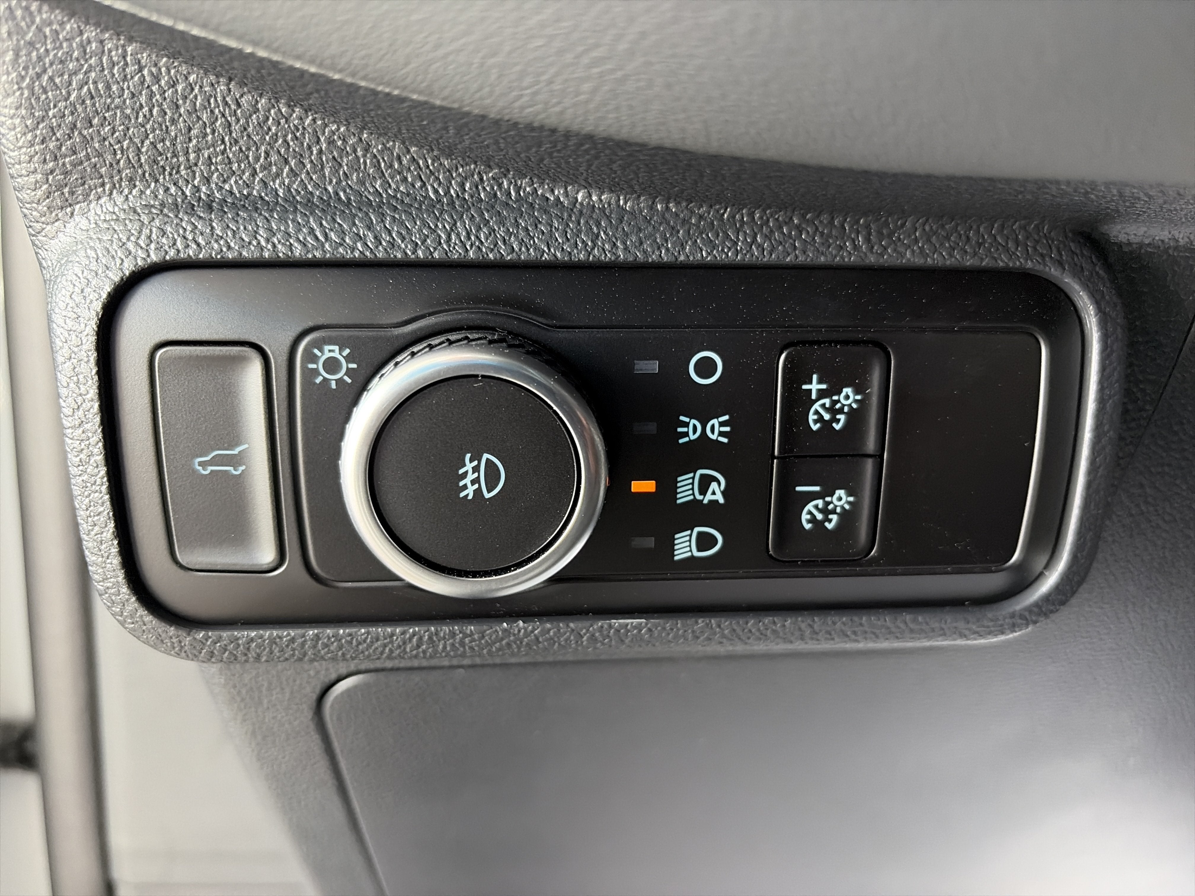 2027 Ford Explorer Active w/200A Pkg